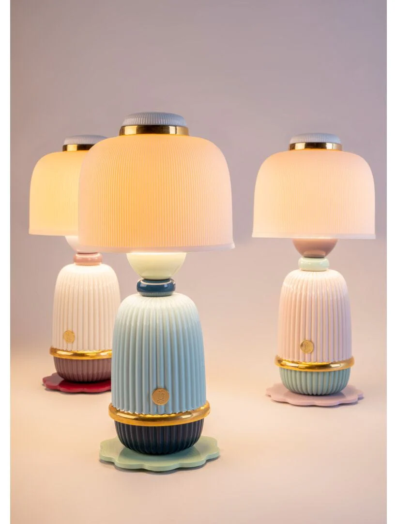 Lladro Kokeshi Lamp - Image 7