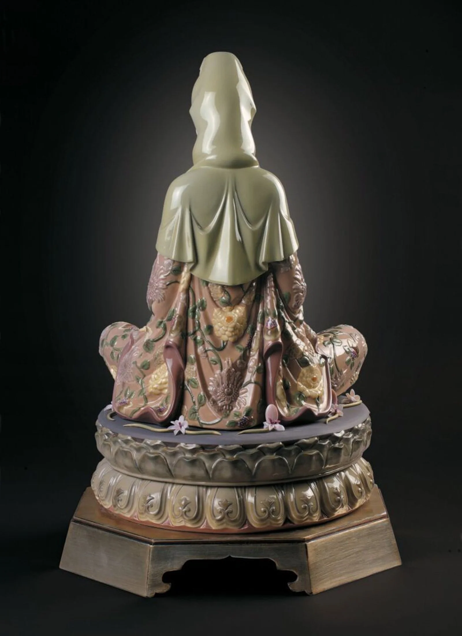 Lladro Kwan Yin Figurine - Image 10