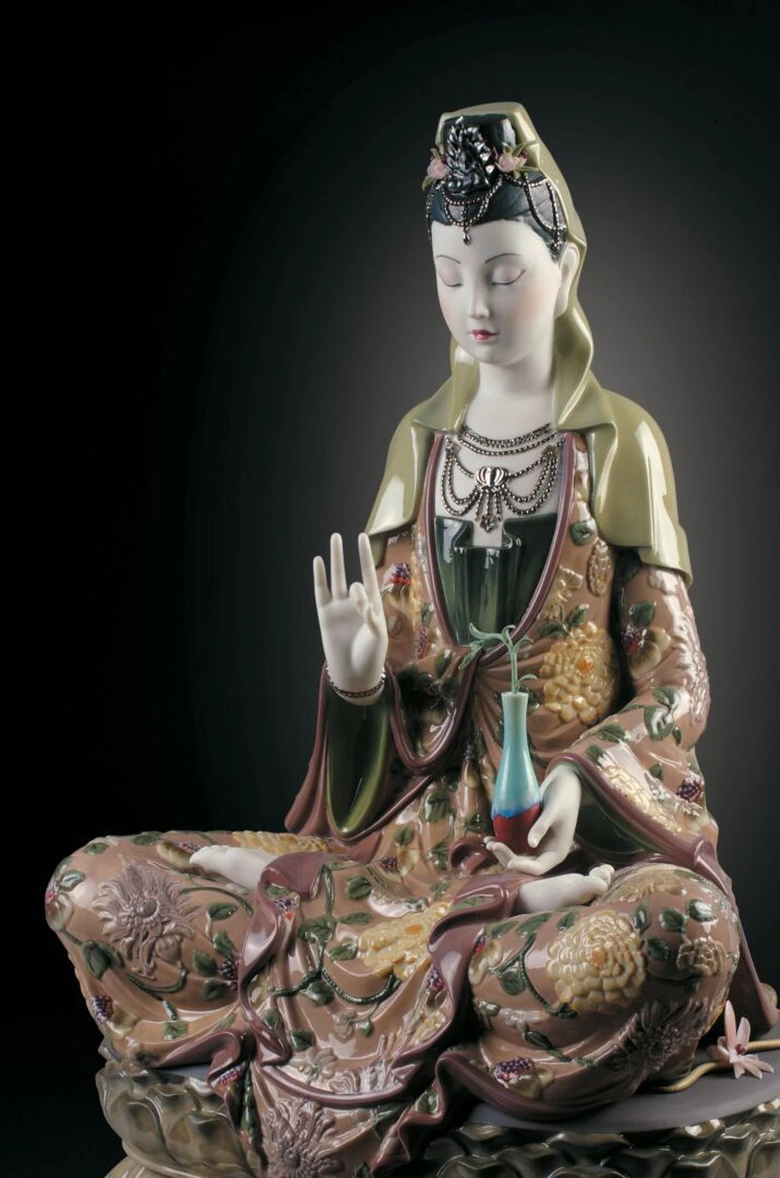 Lladro Kwan Yin Figurine - Image 9