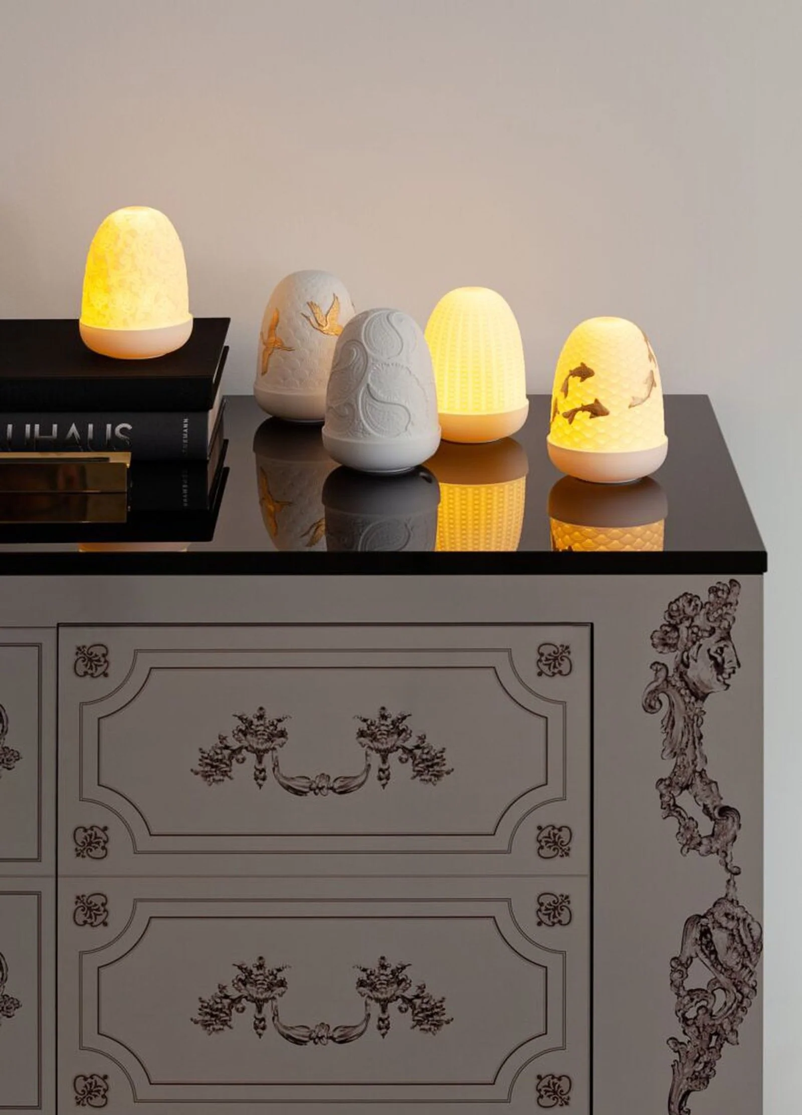 Lladro Lace Dome Table Lamp - Image 5