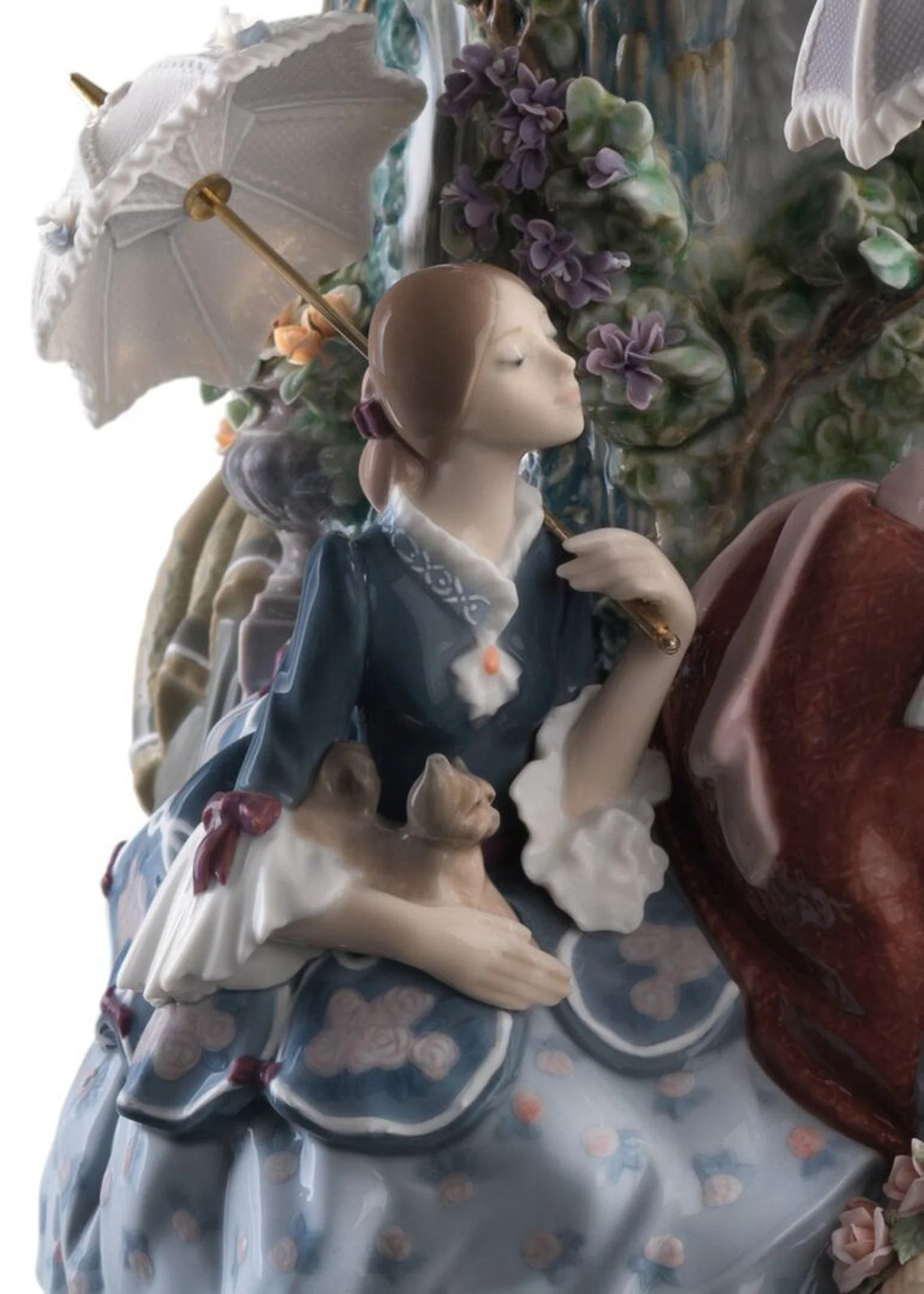 Lladro Ladies from Aranjuez Vase - Limited Edition - Image 2