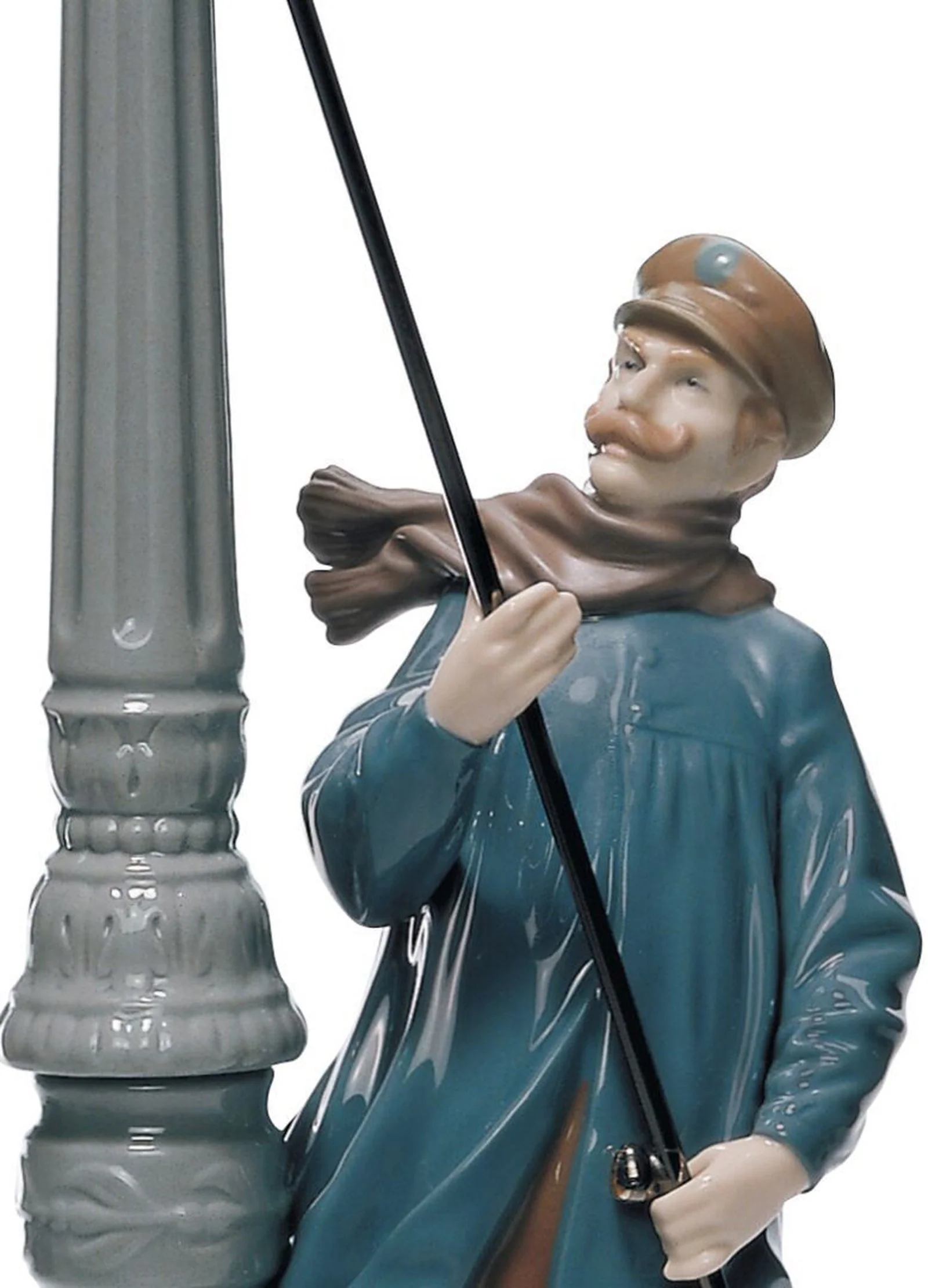 Lladro Lamplighter Figurine - Image 5