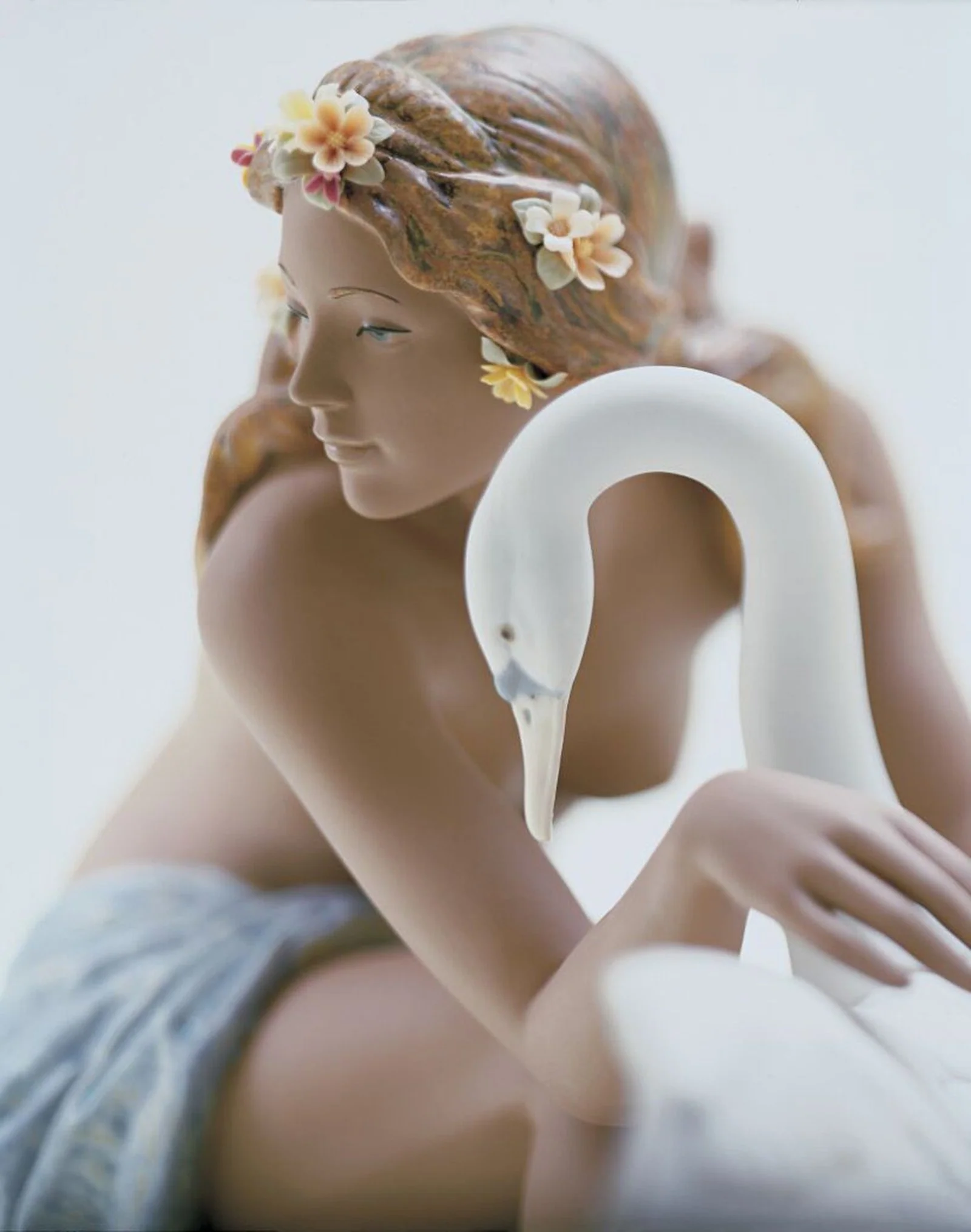 Lladro Leda and The Swan Figurine - Image 2