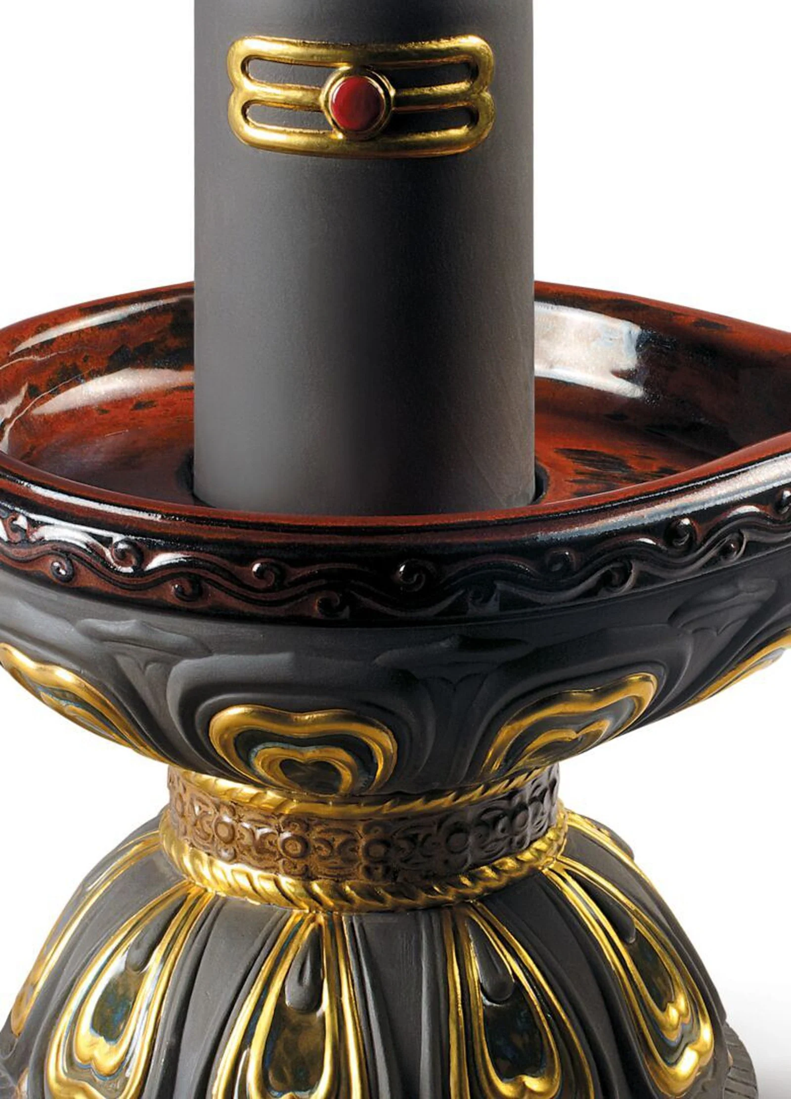 Lladro Lingam Figurine Golden Luster - Image 2