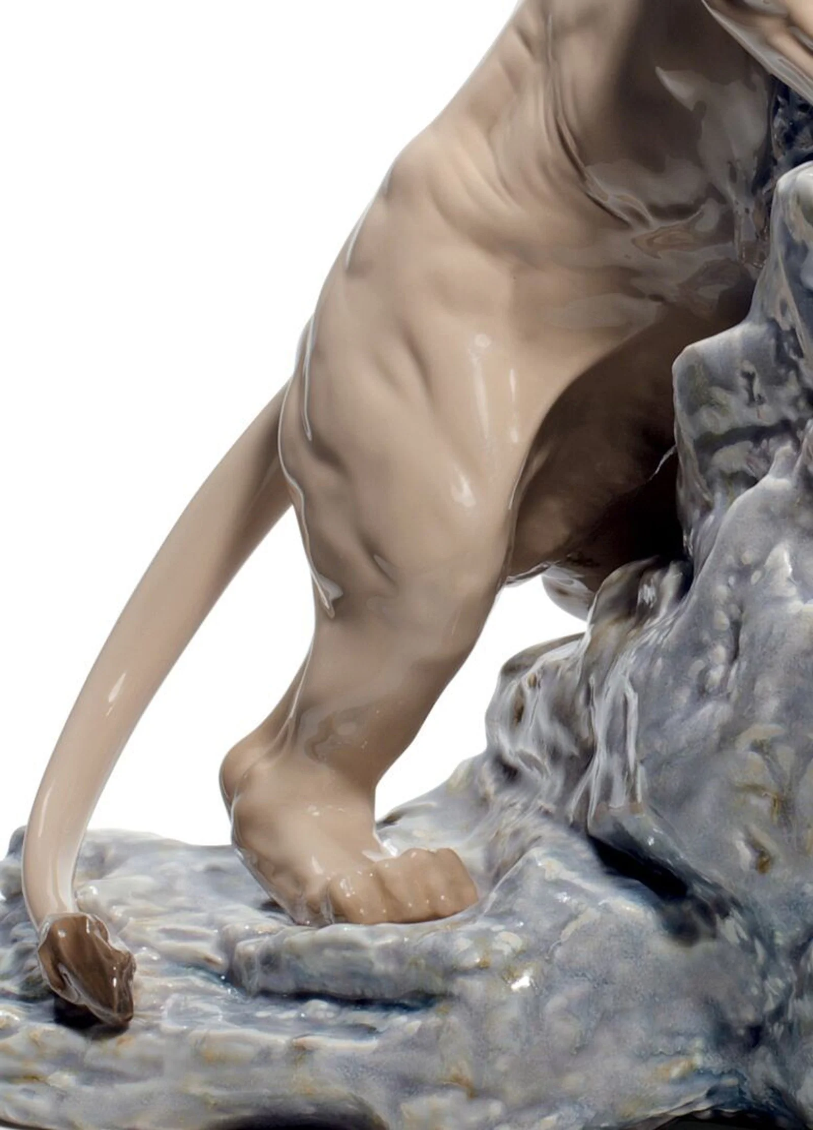 Lladro Lion Pouncing Figurine - Image 2