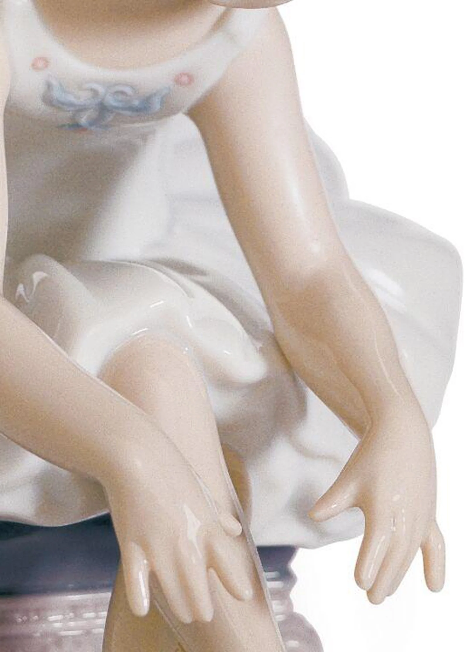 Lladro Little Ballerina I Girl Figurine - Image 5