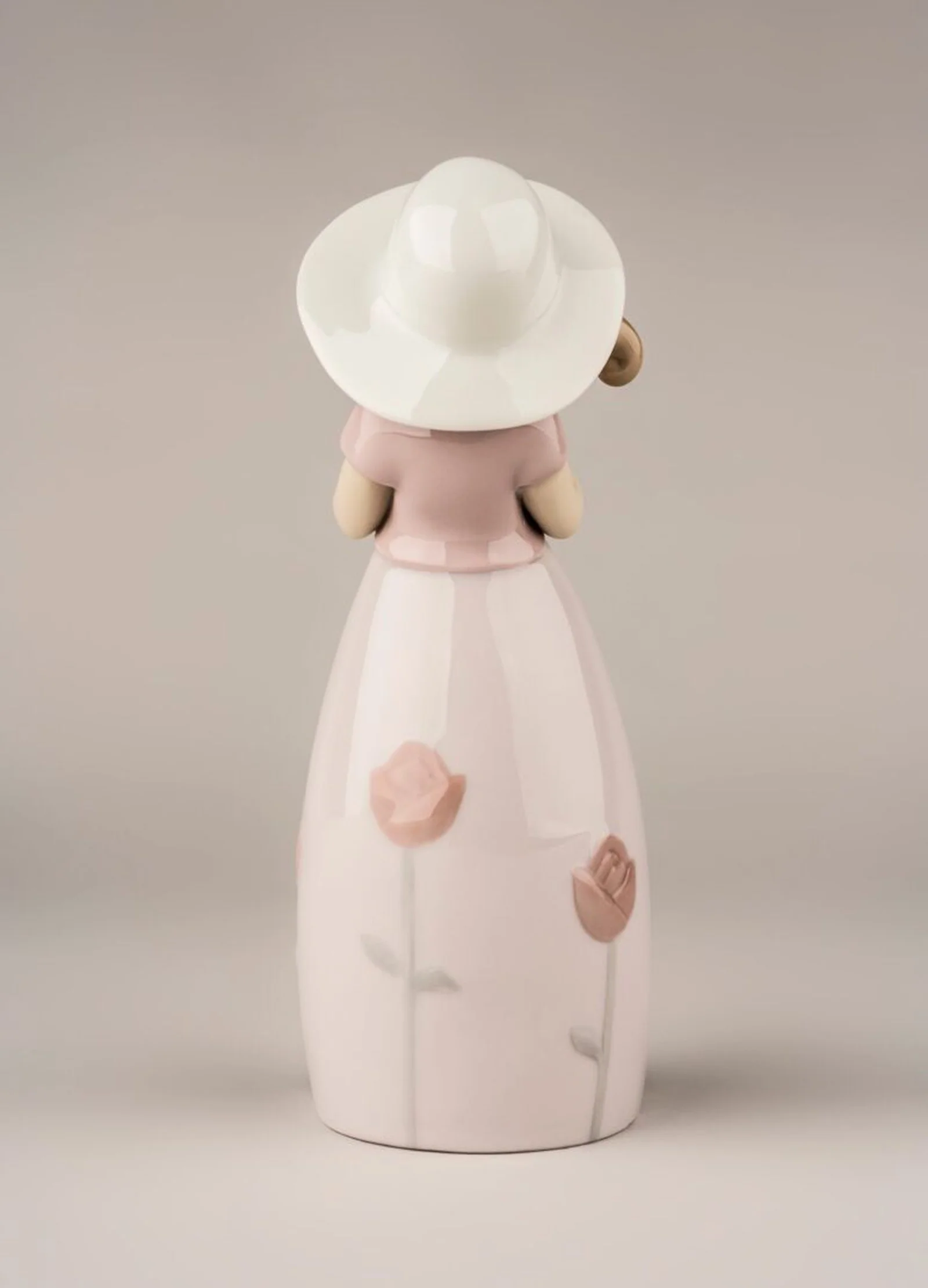 Lladro Little Rose Girl Figurine - Image 3