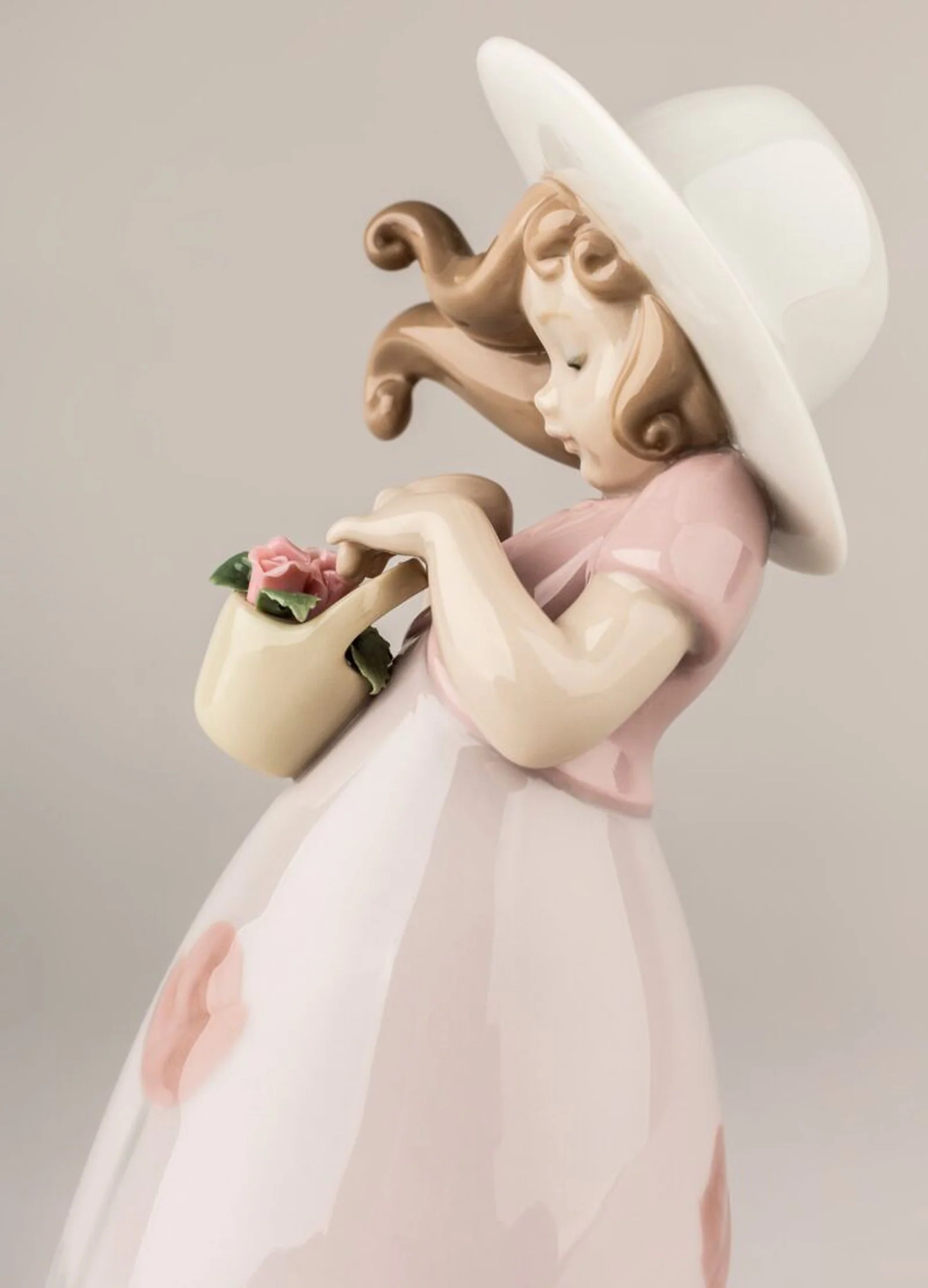 Lladro Little Rose Girl Figurine - Image 4