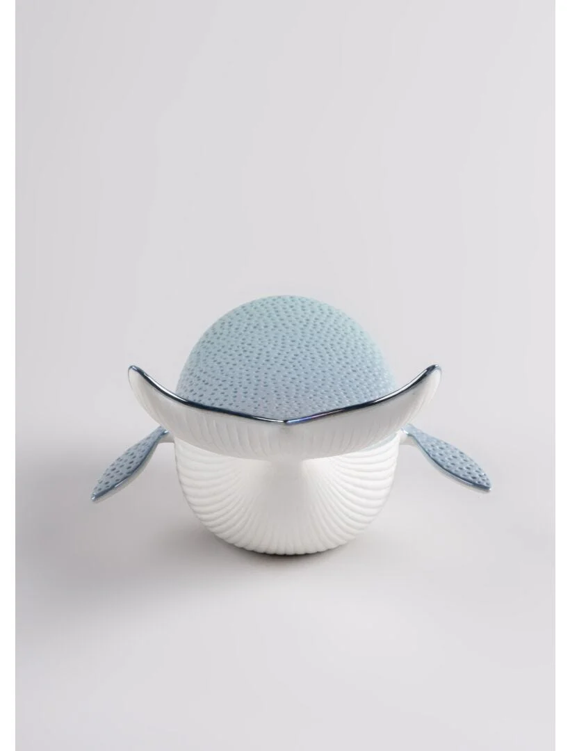 Lladro Little Whale - Image 4
