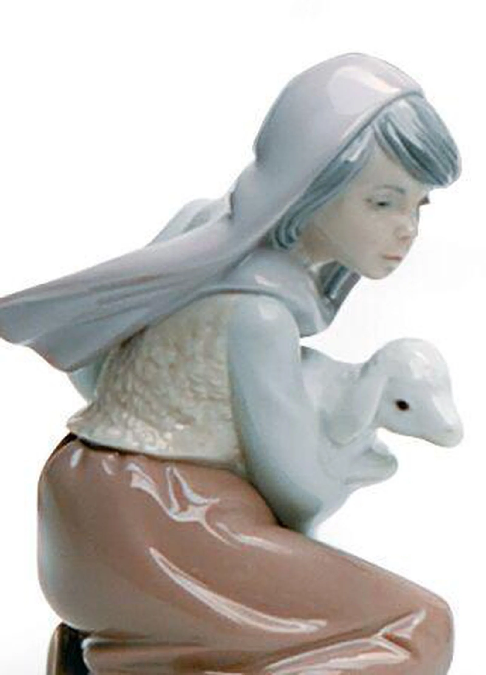 Lladro Lost Lamb Nativity Figurine - Image 2