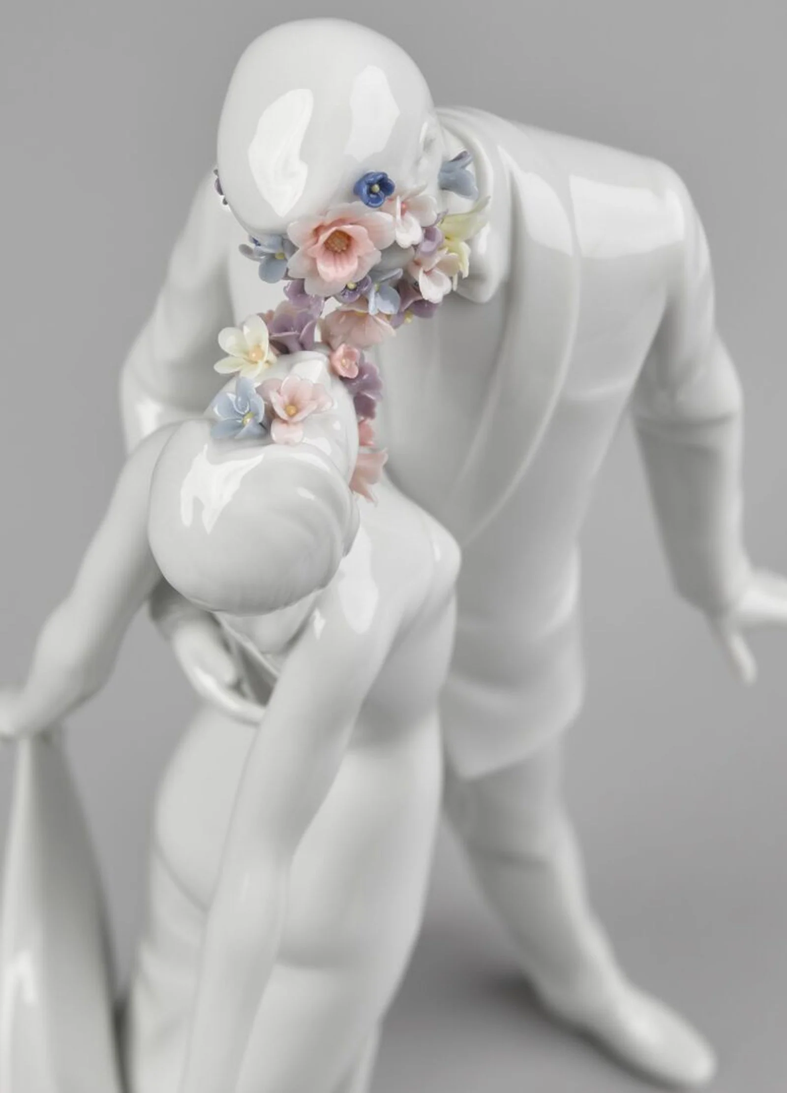 Lladro Love I Couple Figurine - Image 3