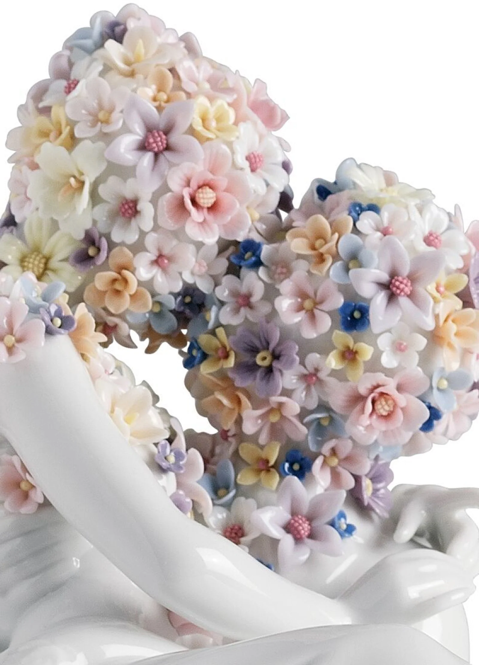 Lladro Love II Couple Figurine - Image 4