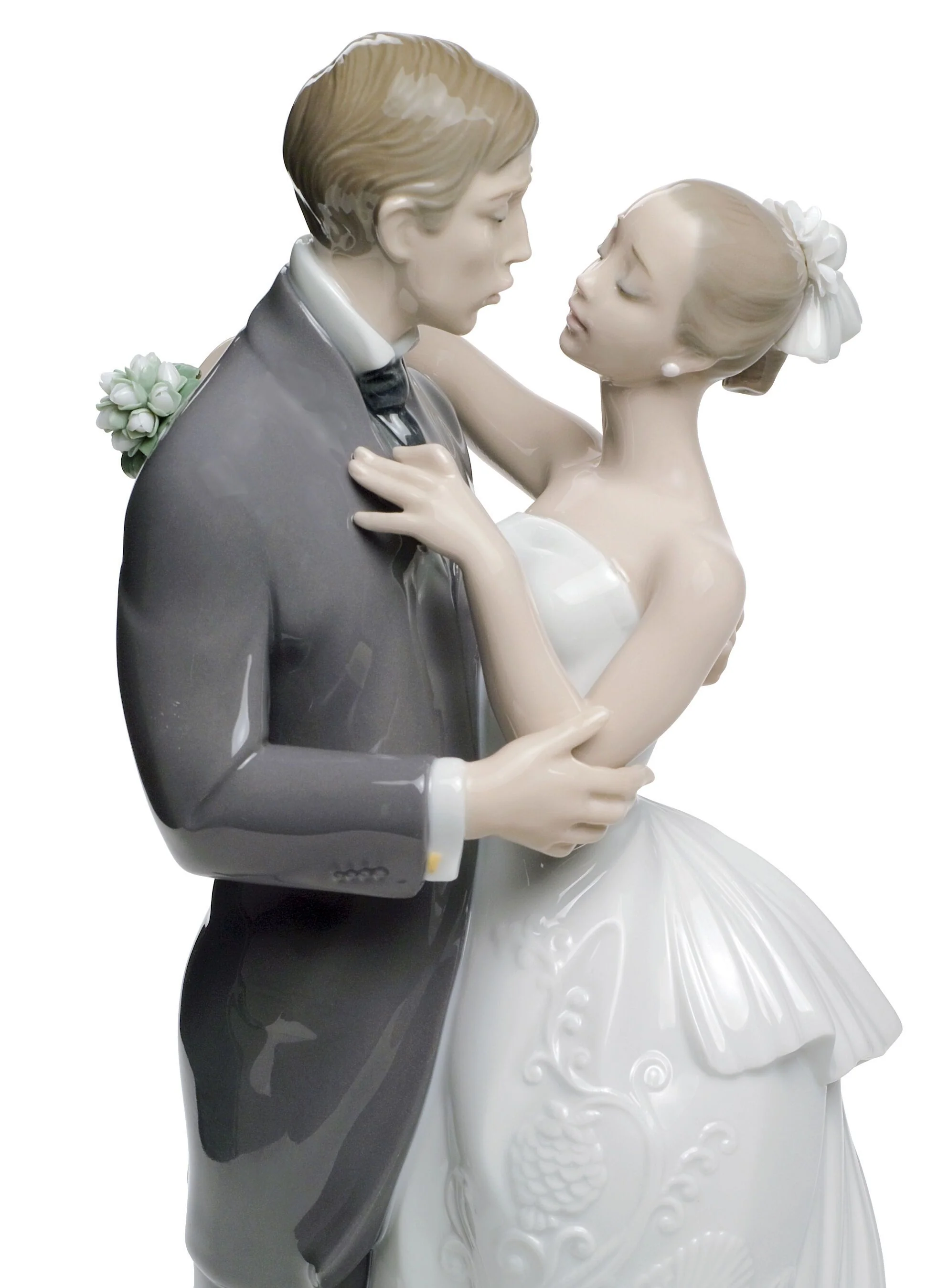 Lladro Lovers' Waltz Couple Figurine - Image 2