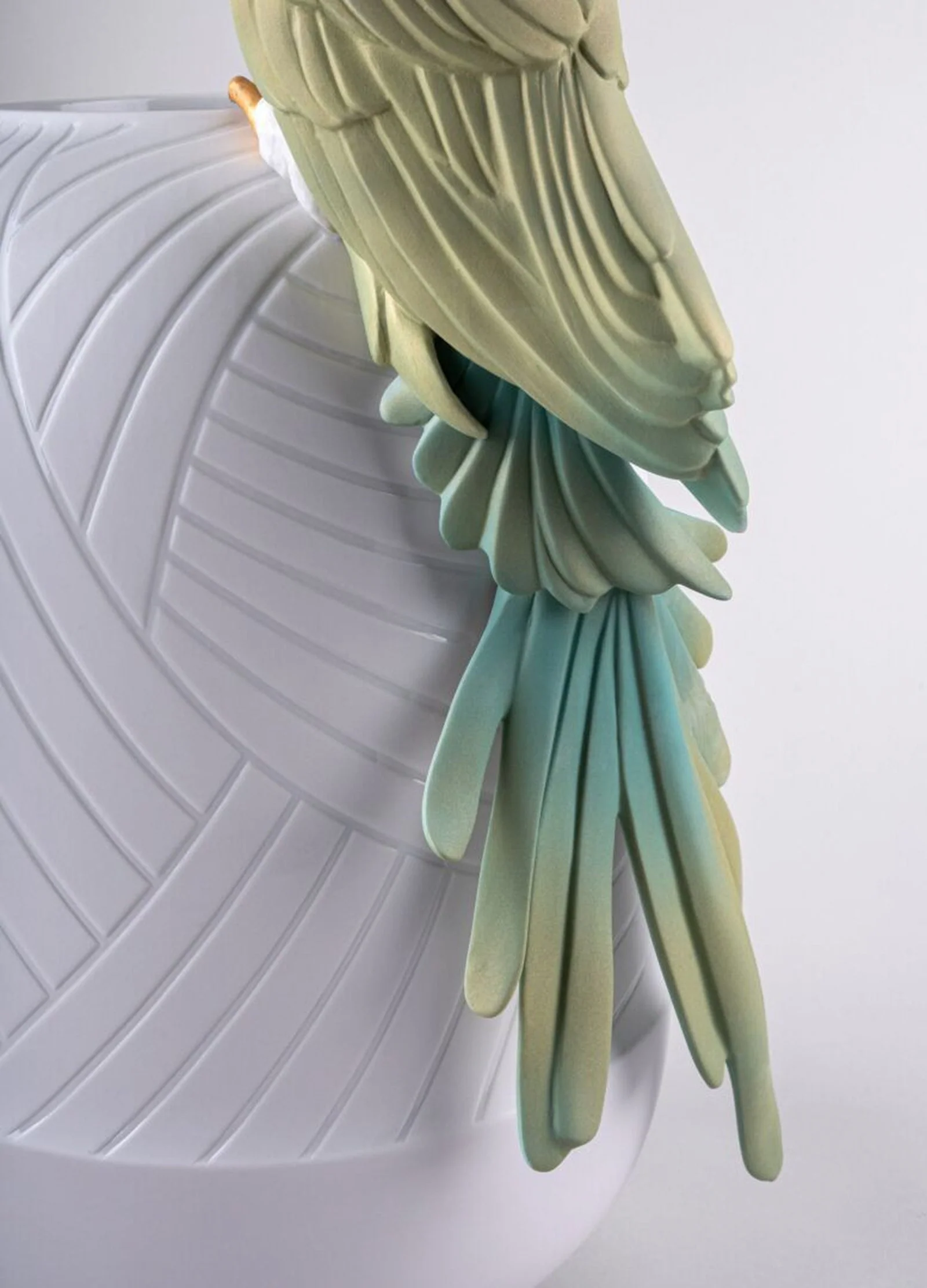 Lladro Macaw Bird Vase - Image 4