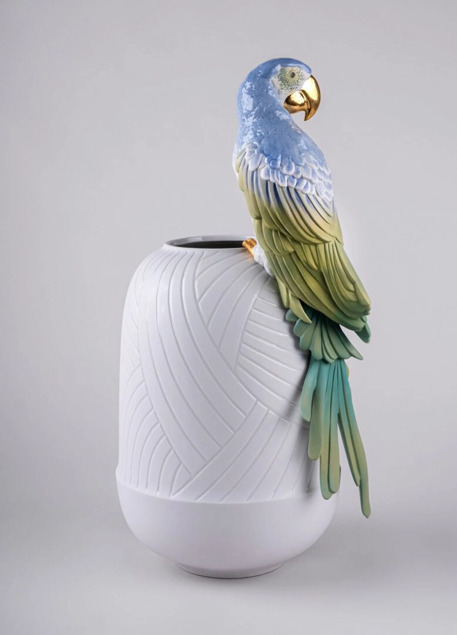 Lladro Macaw Bird Vase - Image 6