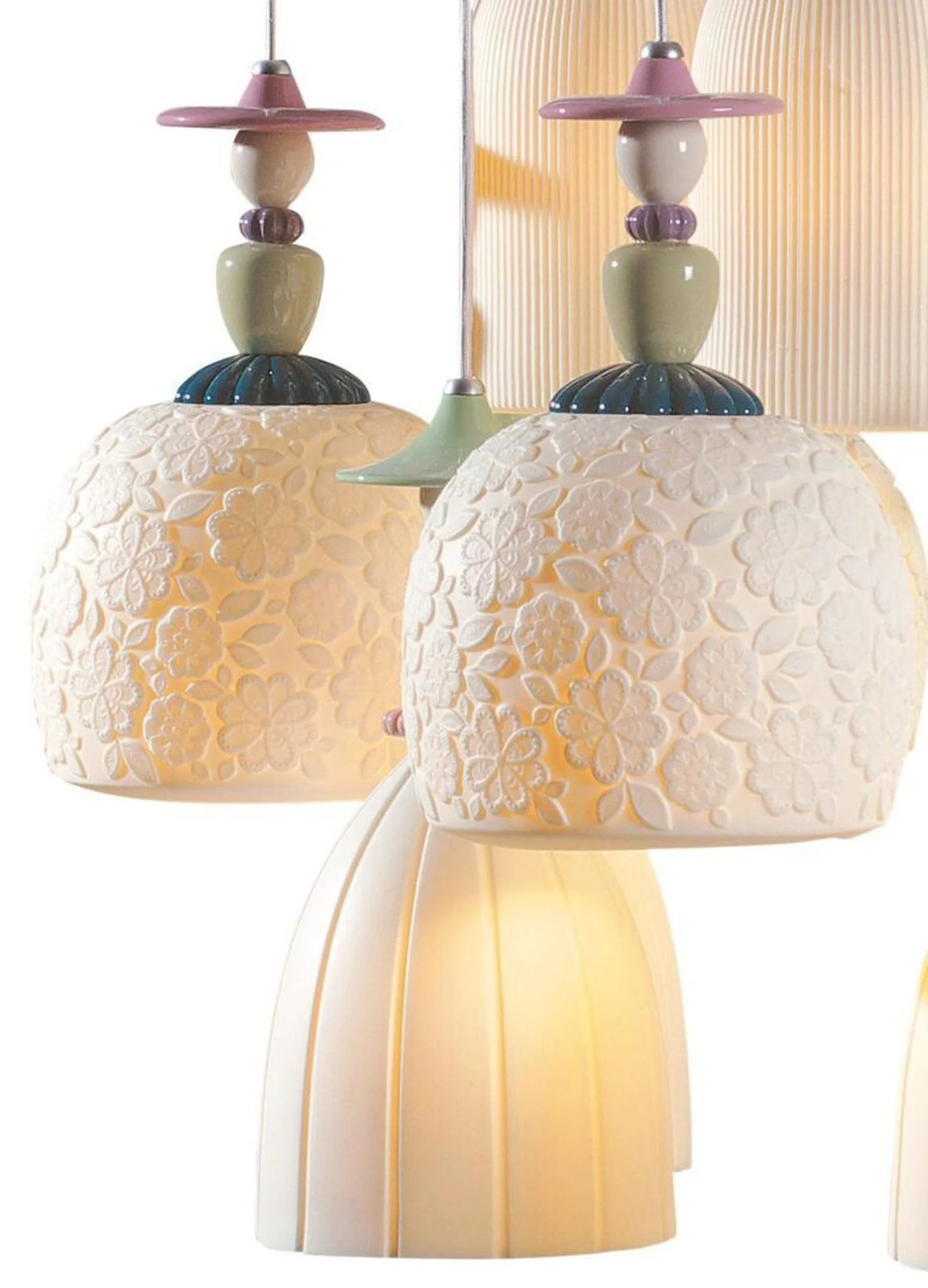 Lladro Mademoiselle 24 Lights Strolling Through Blossoms Chandelier (US) - Image 3