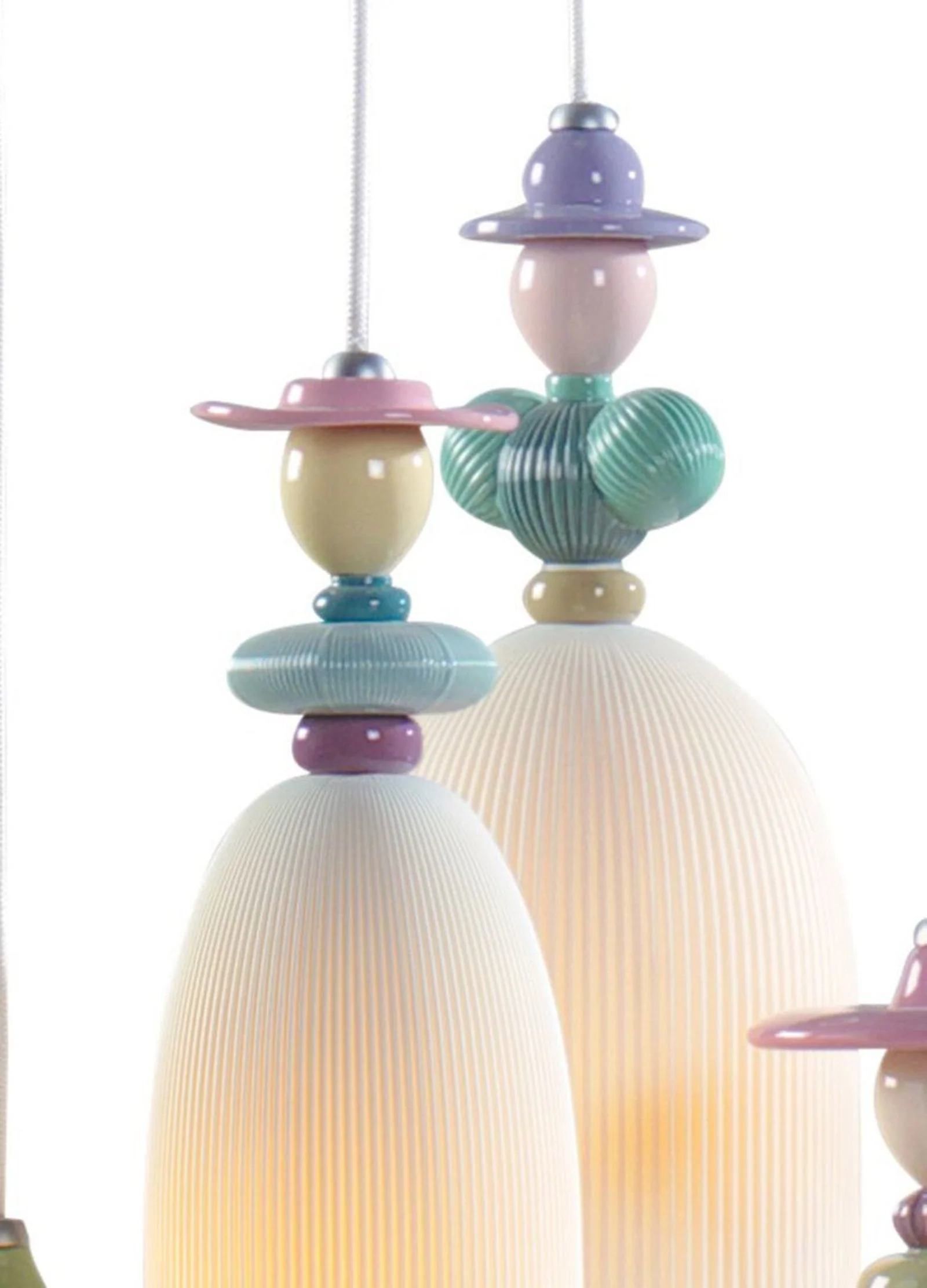 Lladro Mademoiselle 4 Lights Walking On The Beach Ceiling Lamp (US) - Image 5