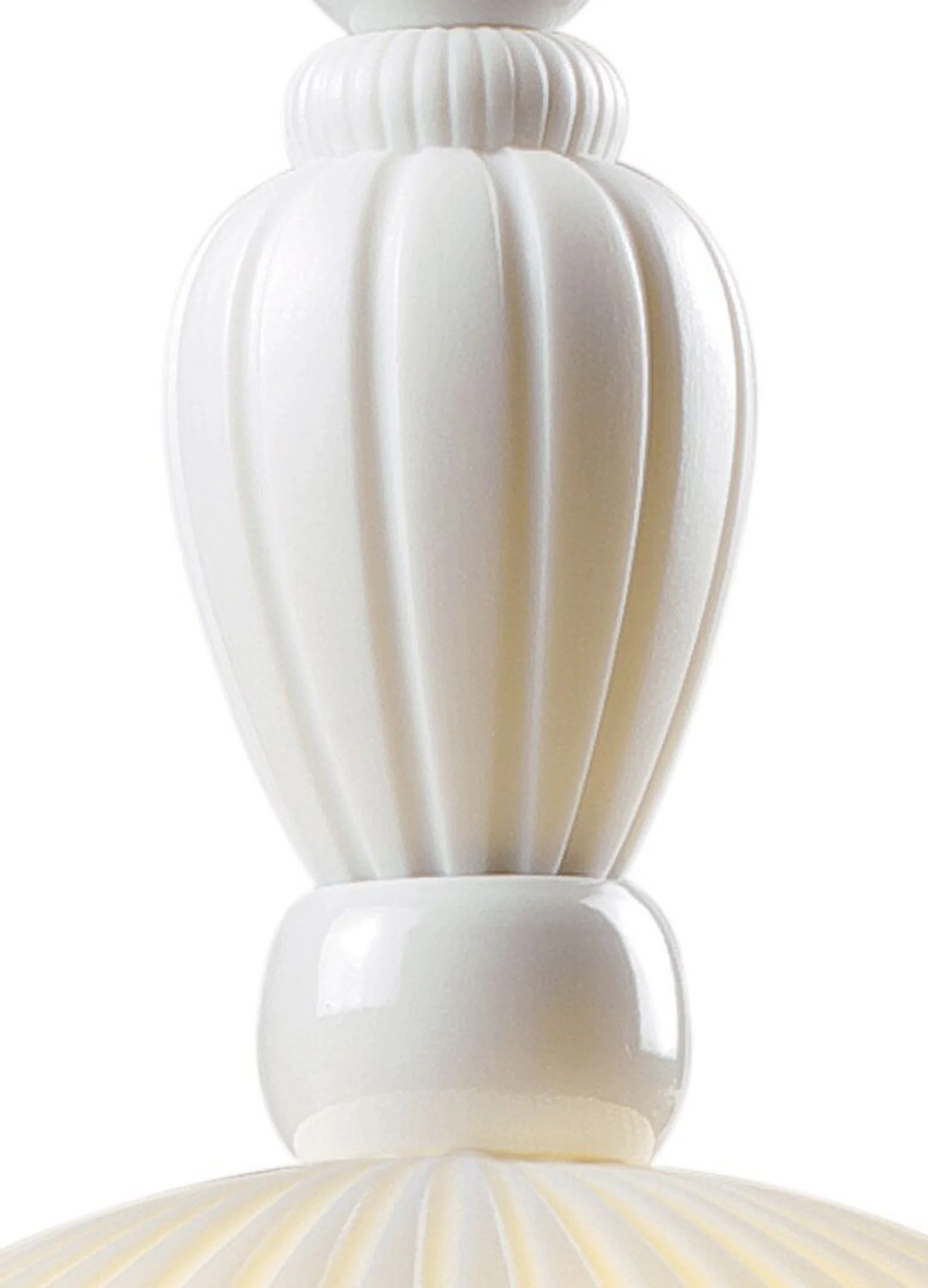 Lladro Mademoiselle Elisabeth Table Lamp (US) - Image 4