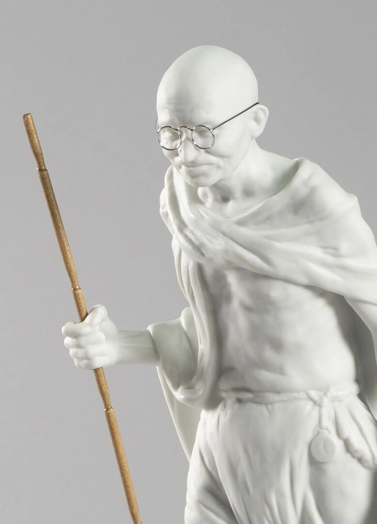 Lladro Mahatma Gandhi Figurine - Image 10