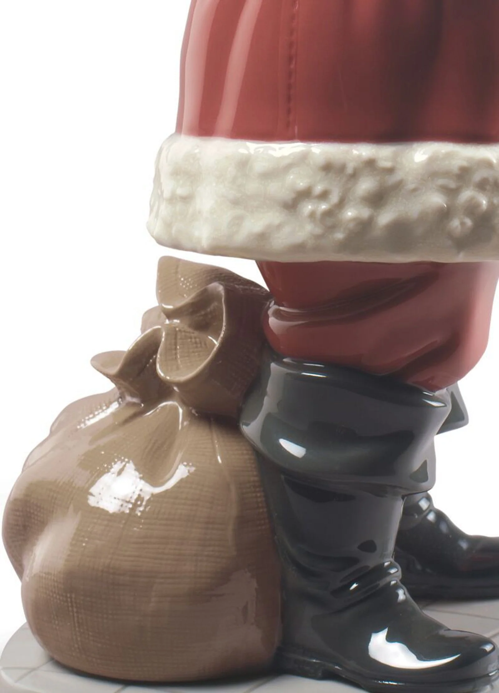 Lladro Merry Christmas Santa! Figurine - Image 4