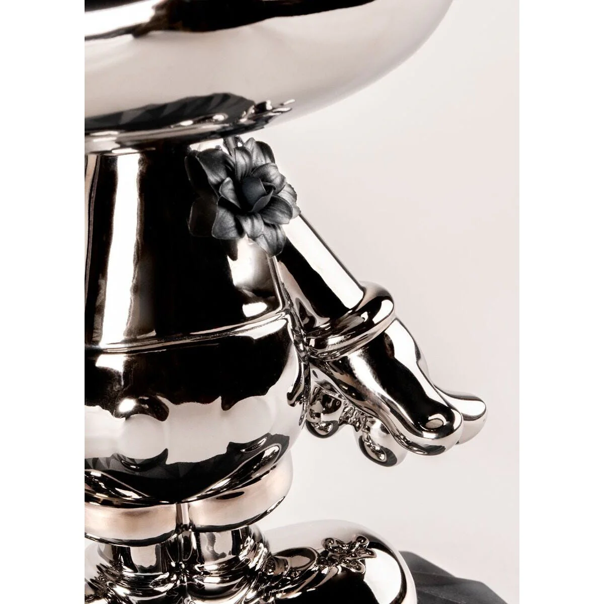 Lladro Mickey Mouse Platinum - Image 5
