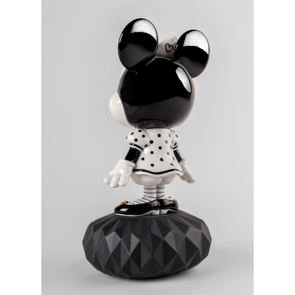 Lladro Minnie In Black And White - Image 5