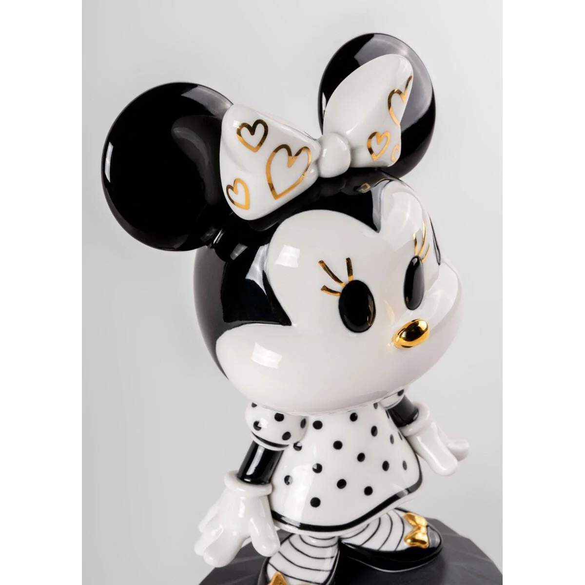Lladro Minnie In Black And White - Image 6
