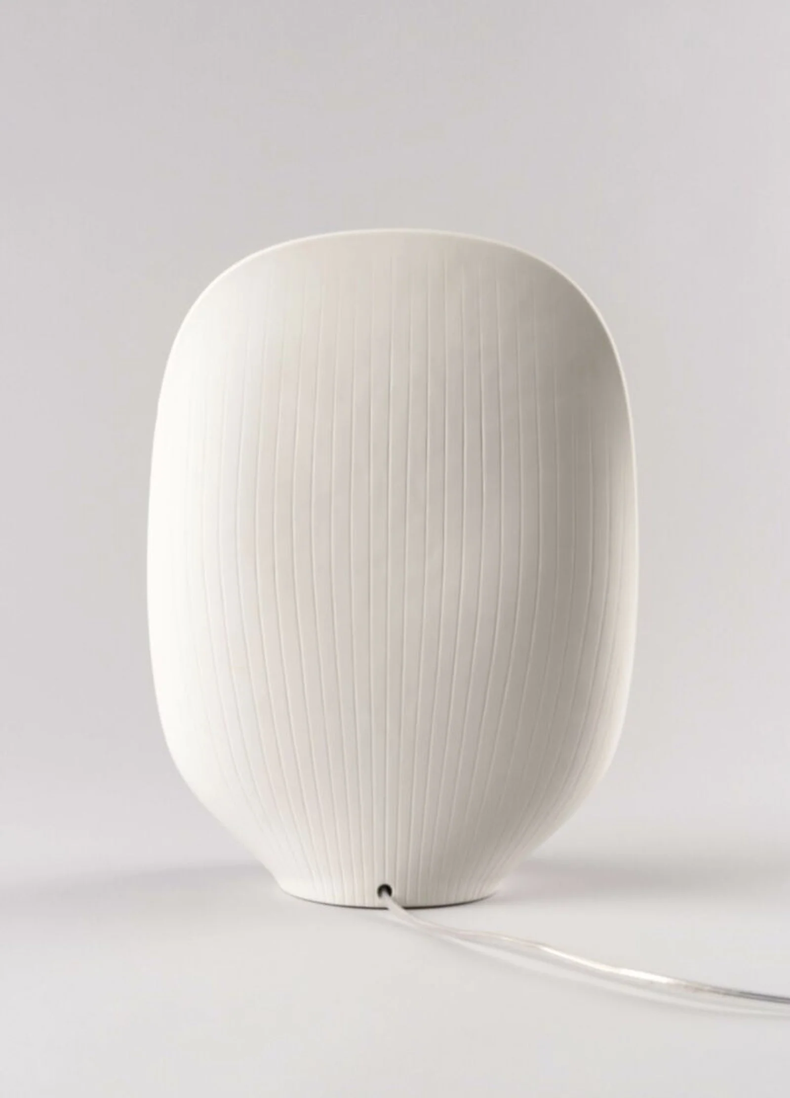 Lladro Mirage Table Lamp (US) - Image 3