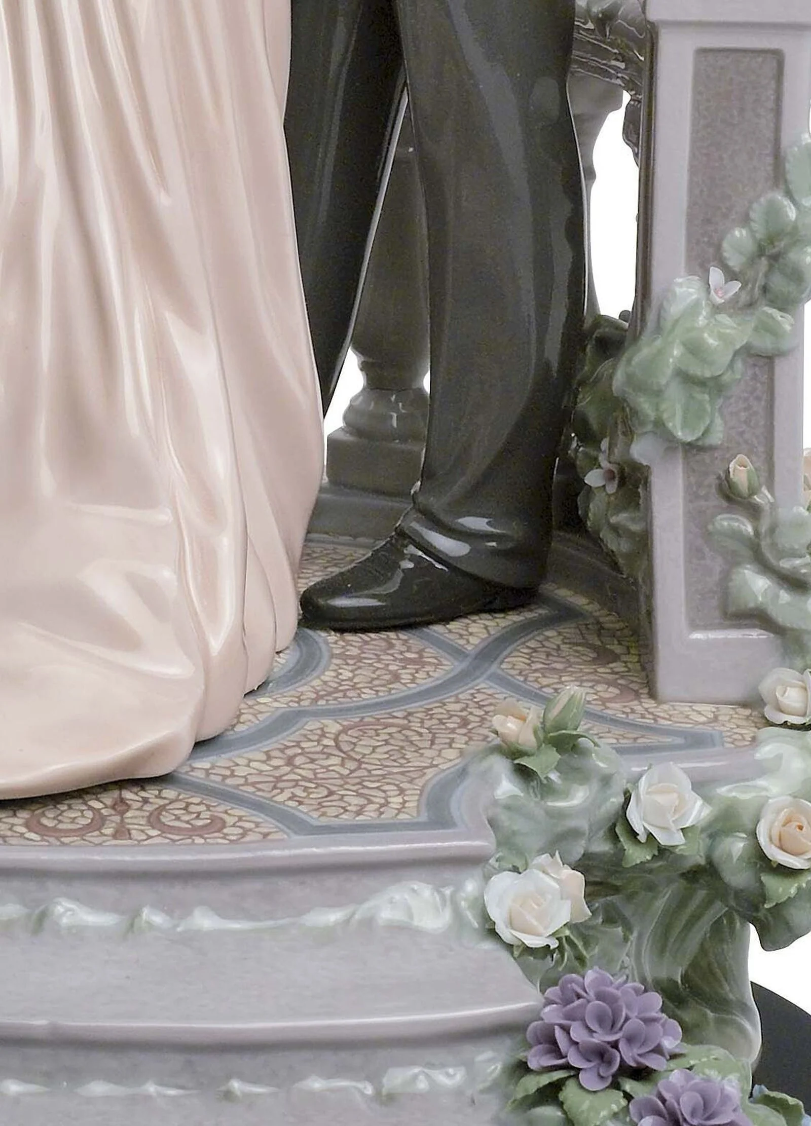 Lladro Moonlight Love Couple Figurine Limited Edition - Image 4