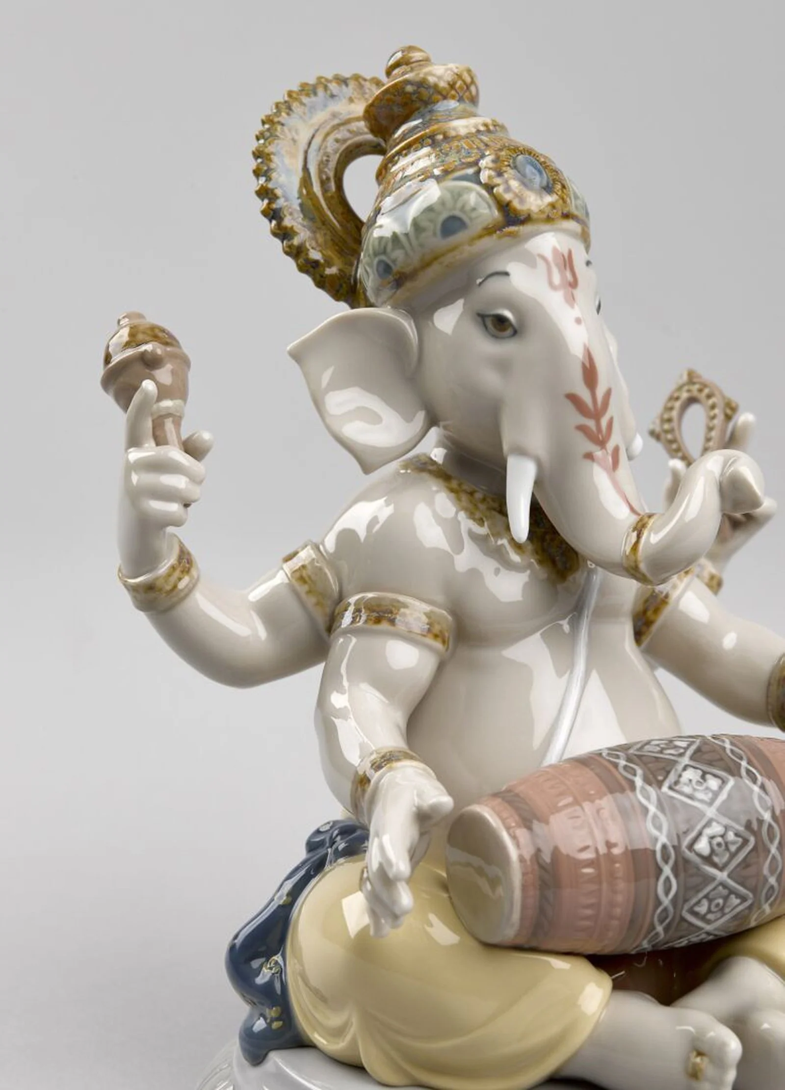 Lladro Mridangam Ganesha Figurine - Image 3