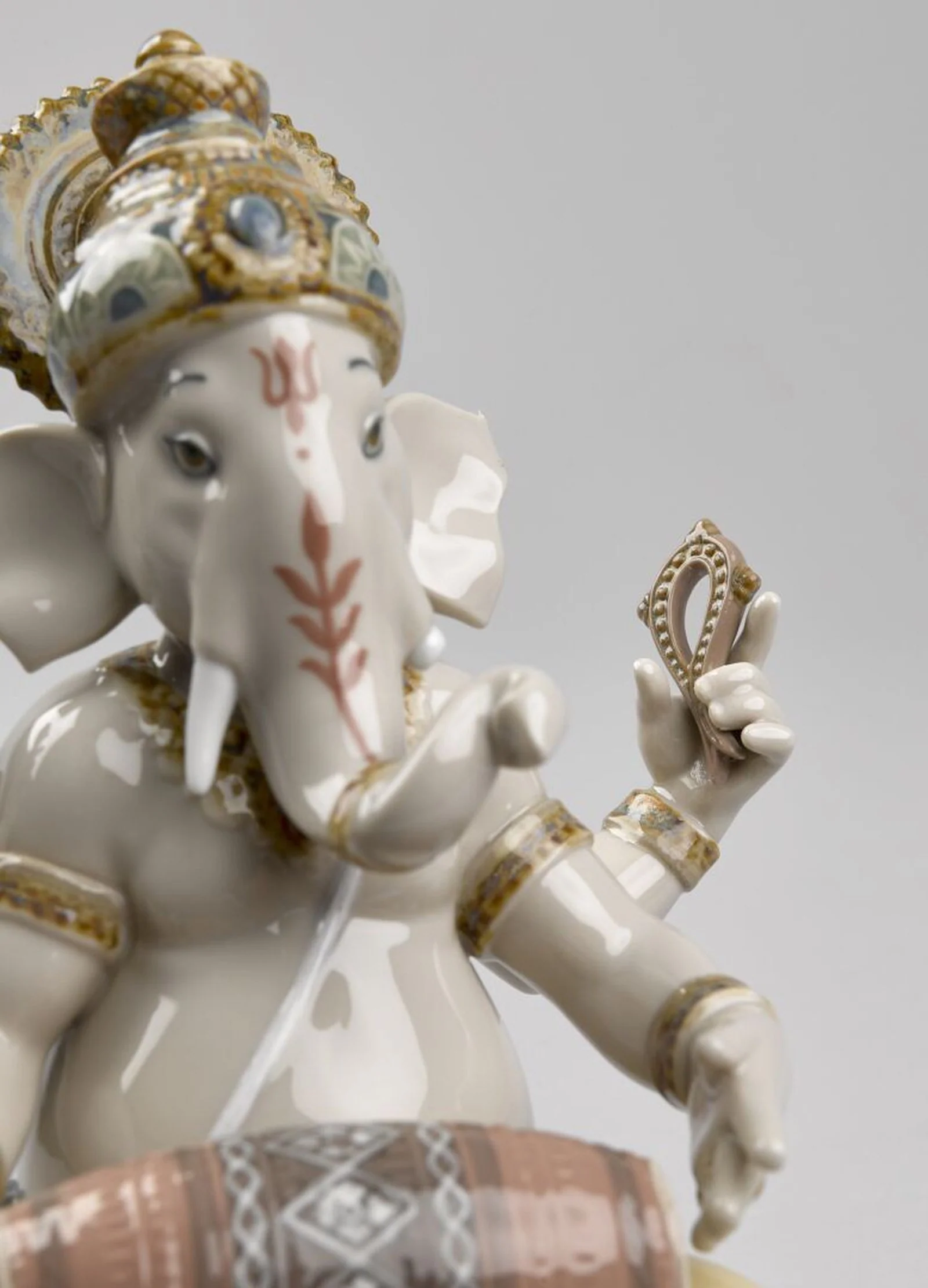 Lladro Mridangam Ganesha Figurine - Image 5