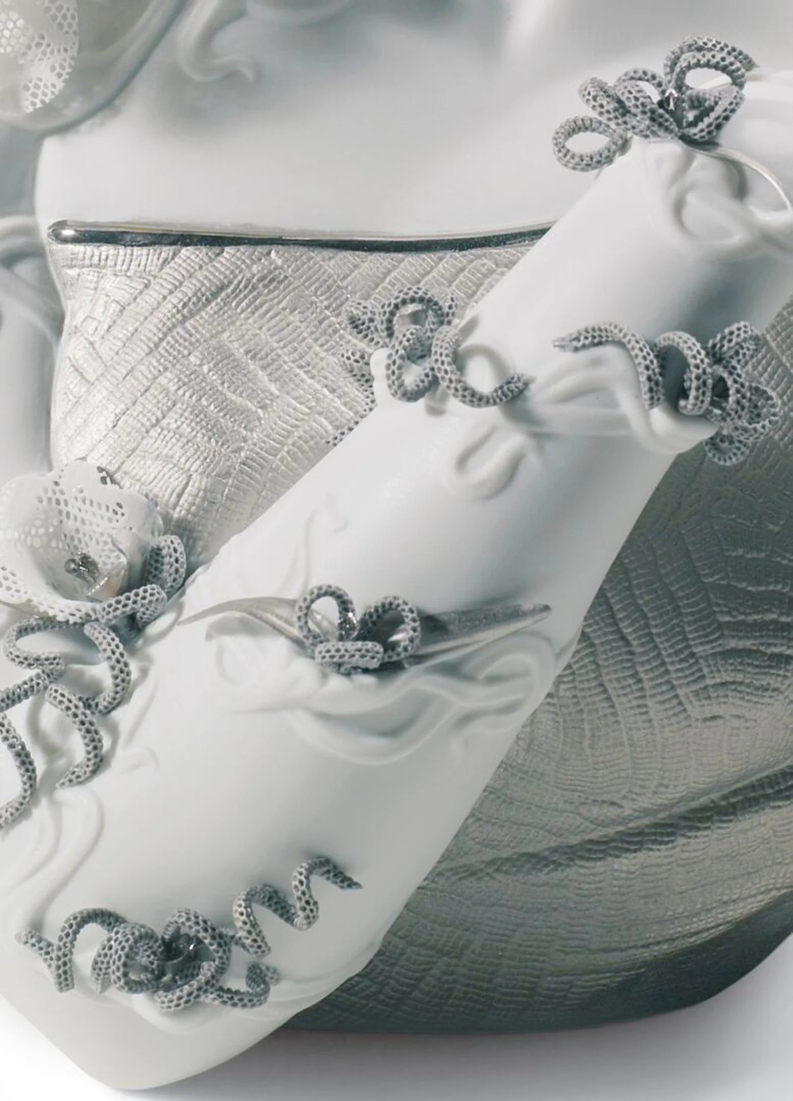 Lladro My Fair Lady Bust Figurine - Image 4