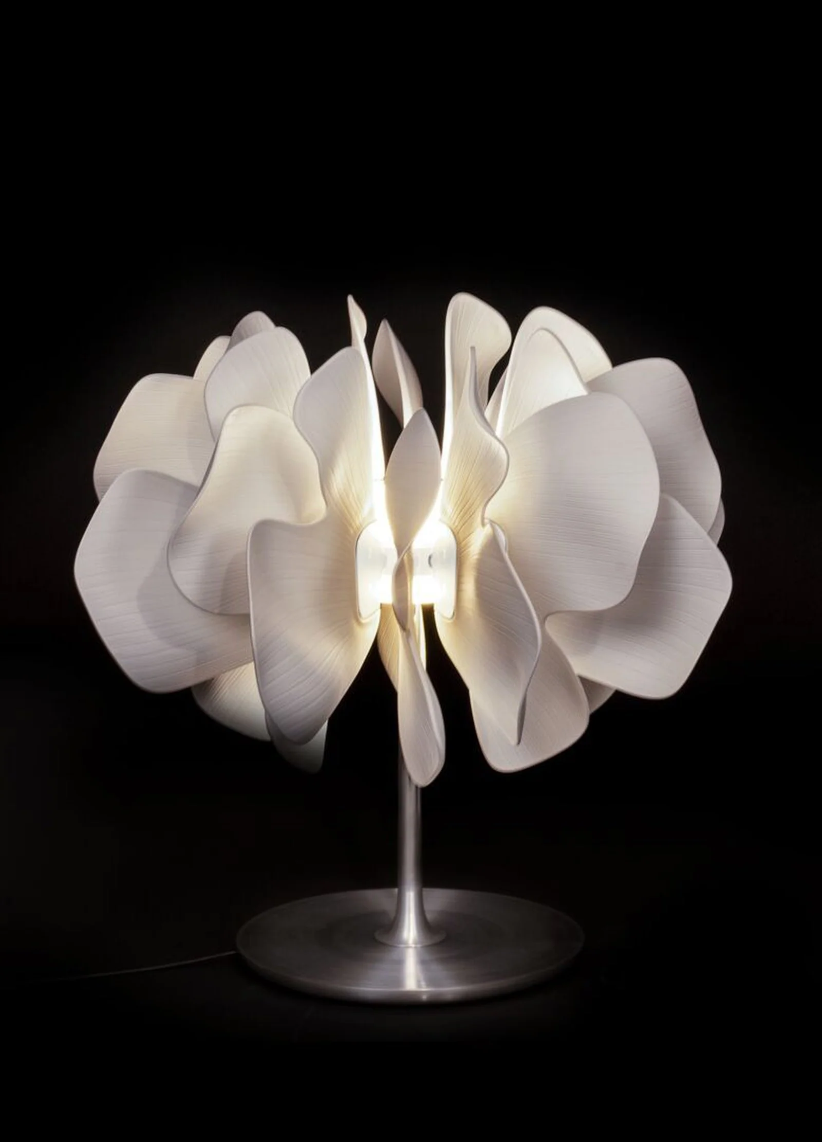 Lladro Nightbloom Table Lamp by Marcel Wanders (US) - Image 7
