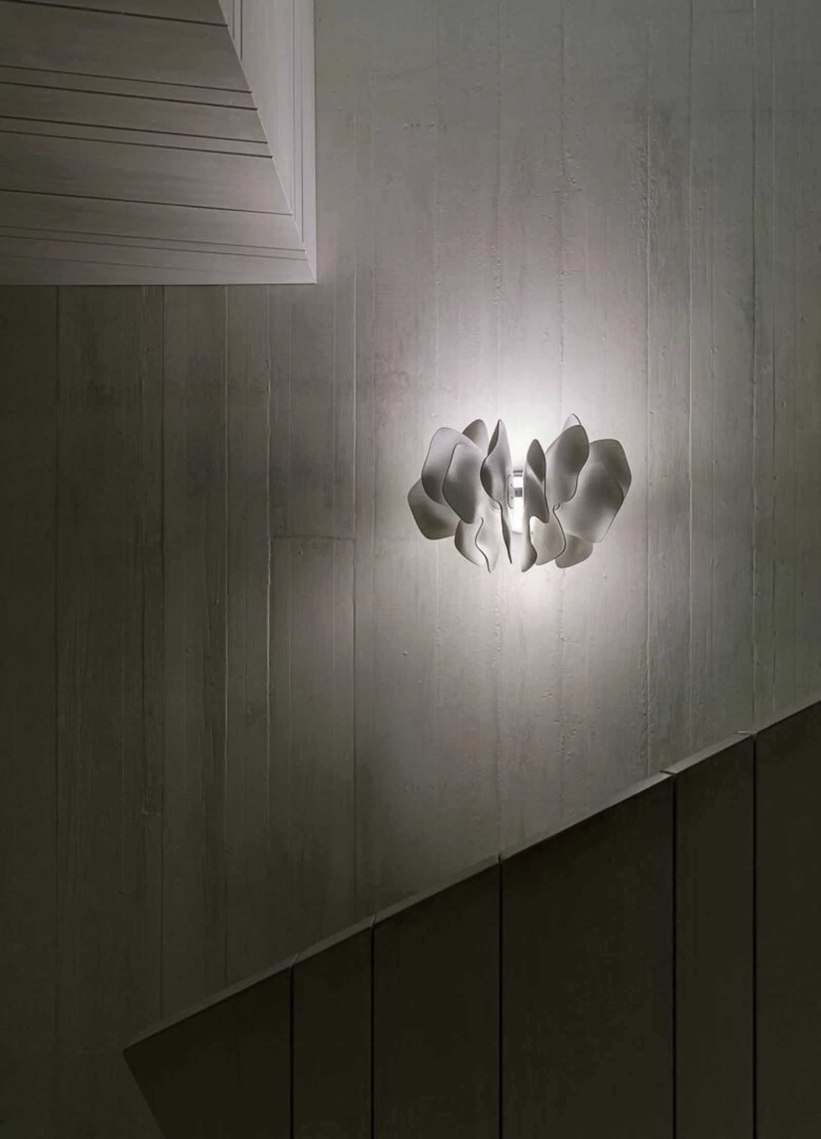 Lladro Nightbloom Wall Sconce by Marcel Wanders (US) - Image 10
