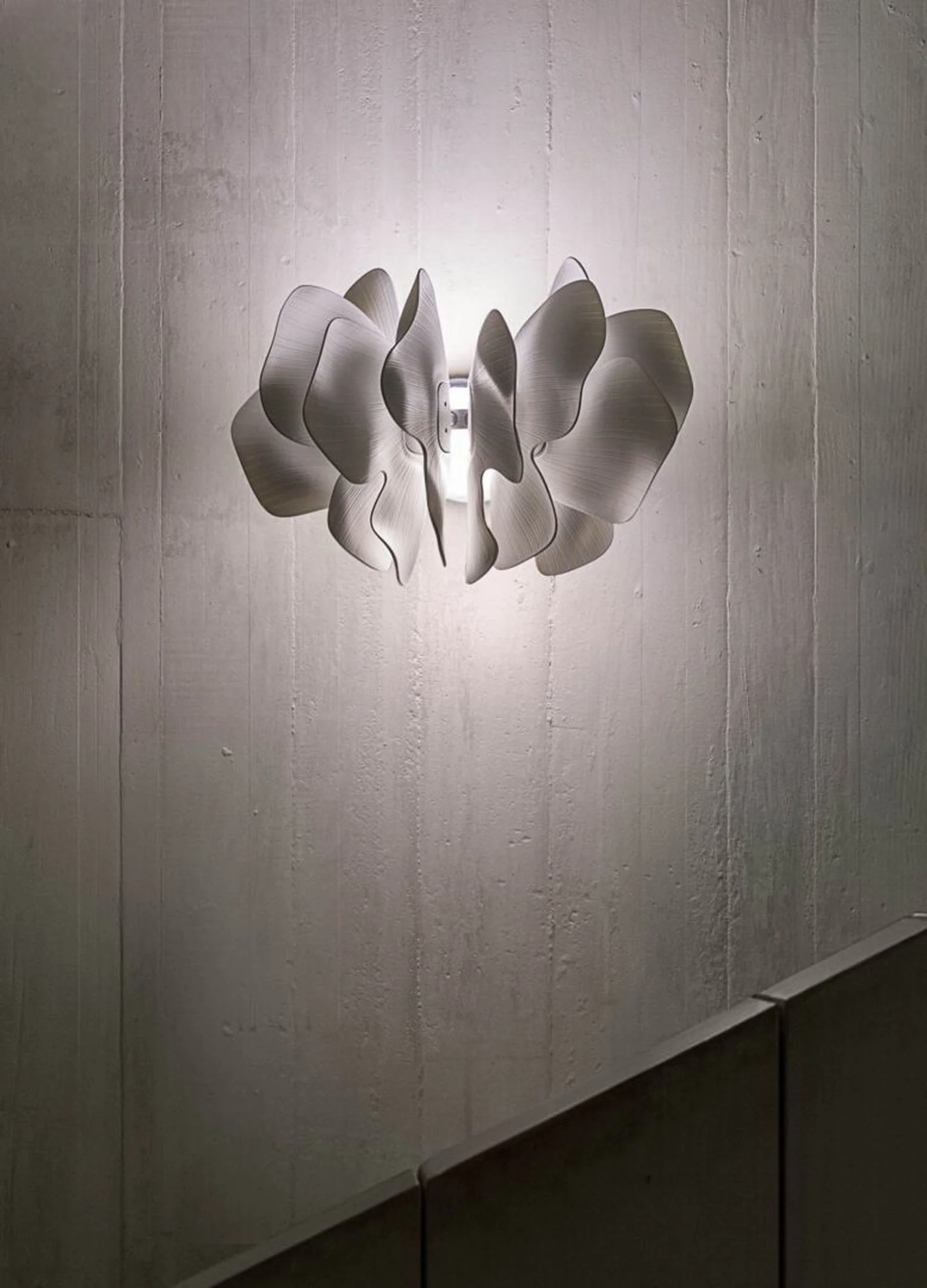 Lladro Nightbloom Wall Sconce by Marcel Wanders (US) - Image 8