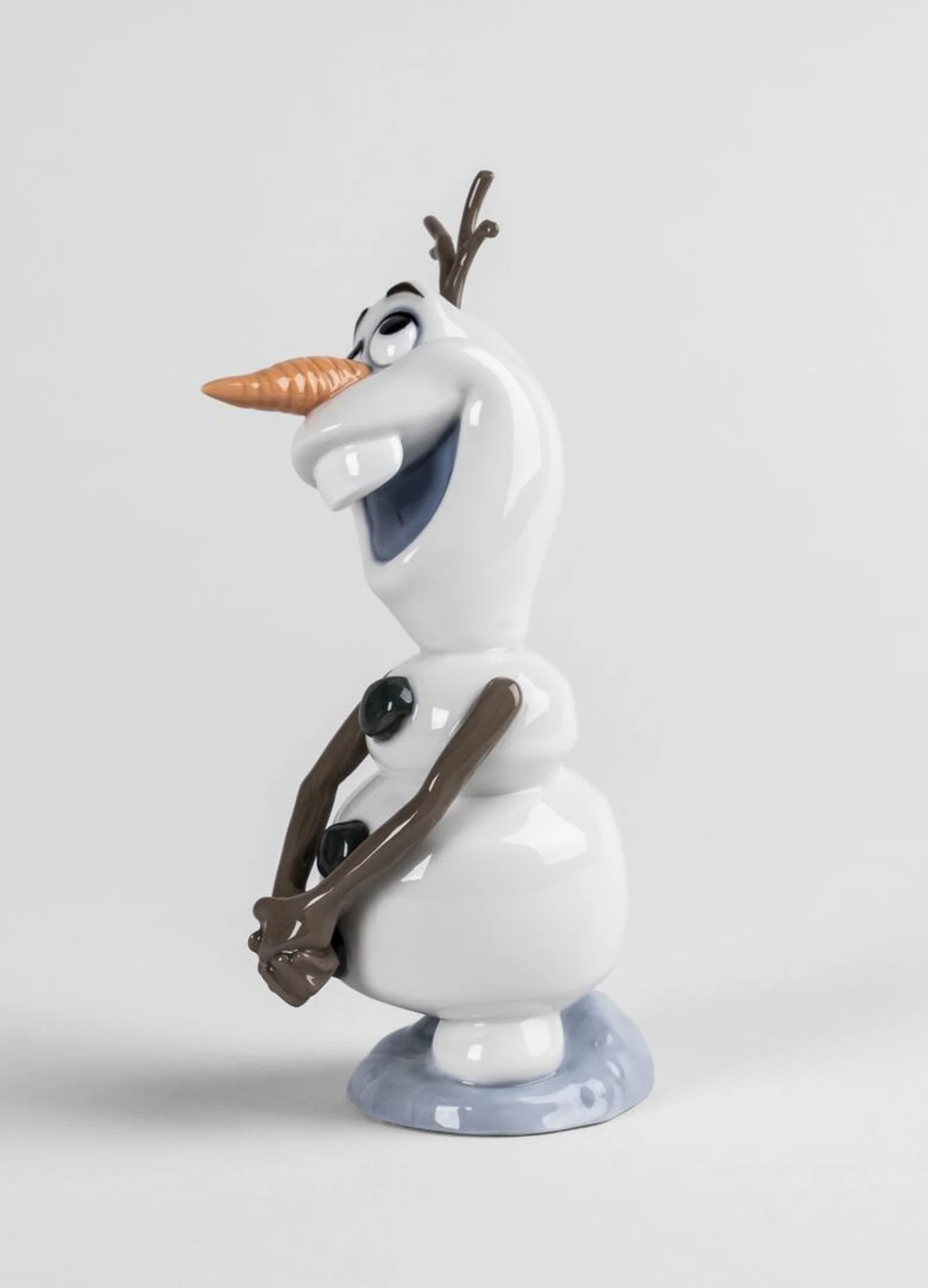 Lladro Olaf Figurine - Image 4