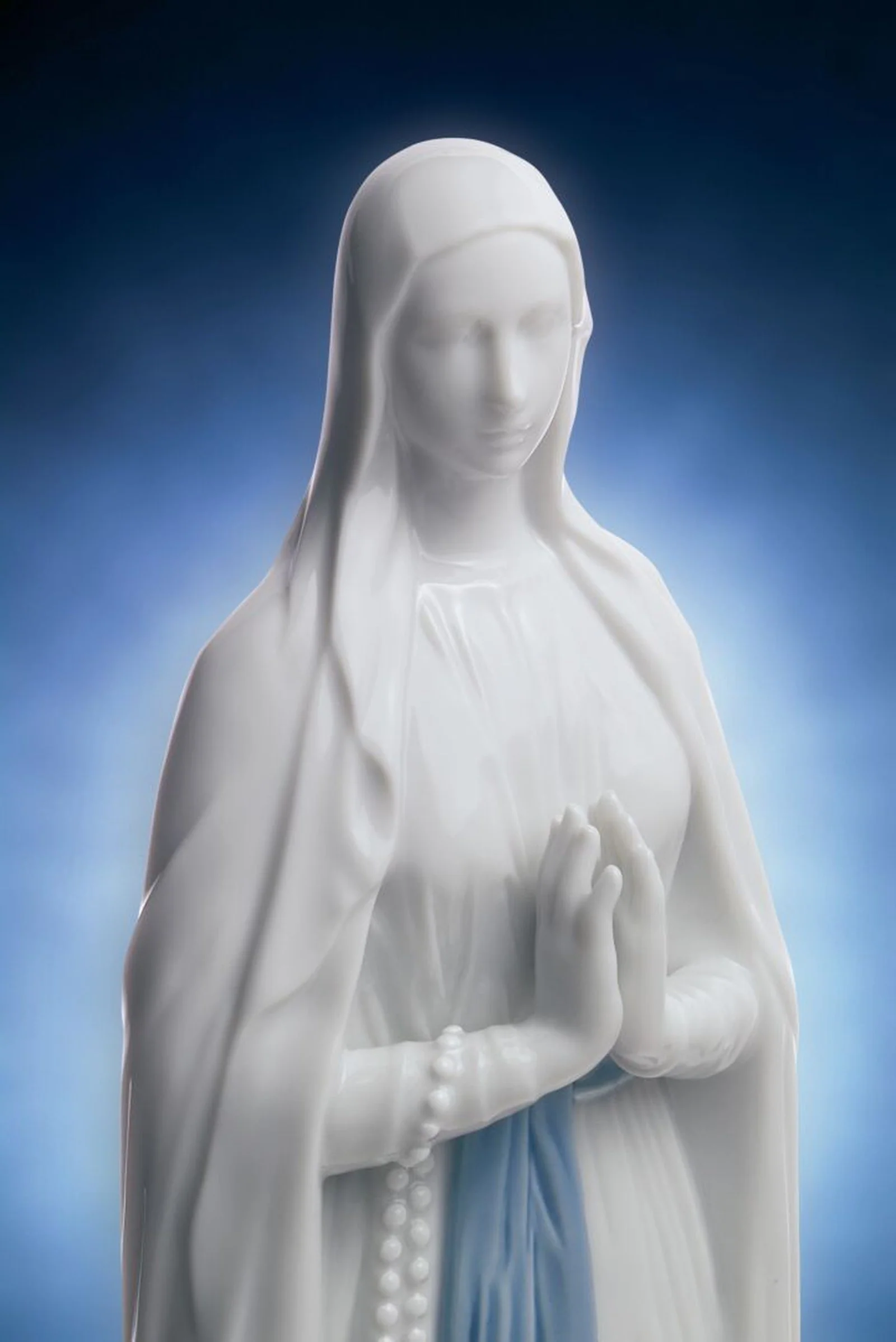 Lladro Our Lady of Lourdes Figurine - Image 2