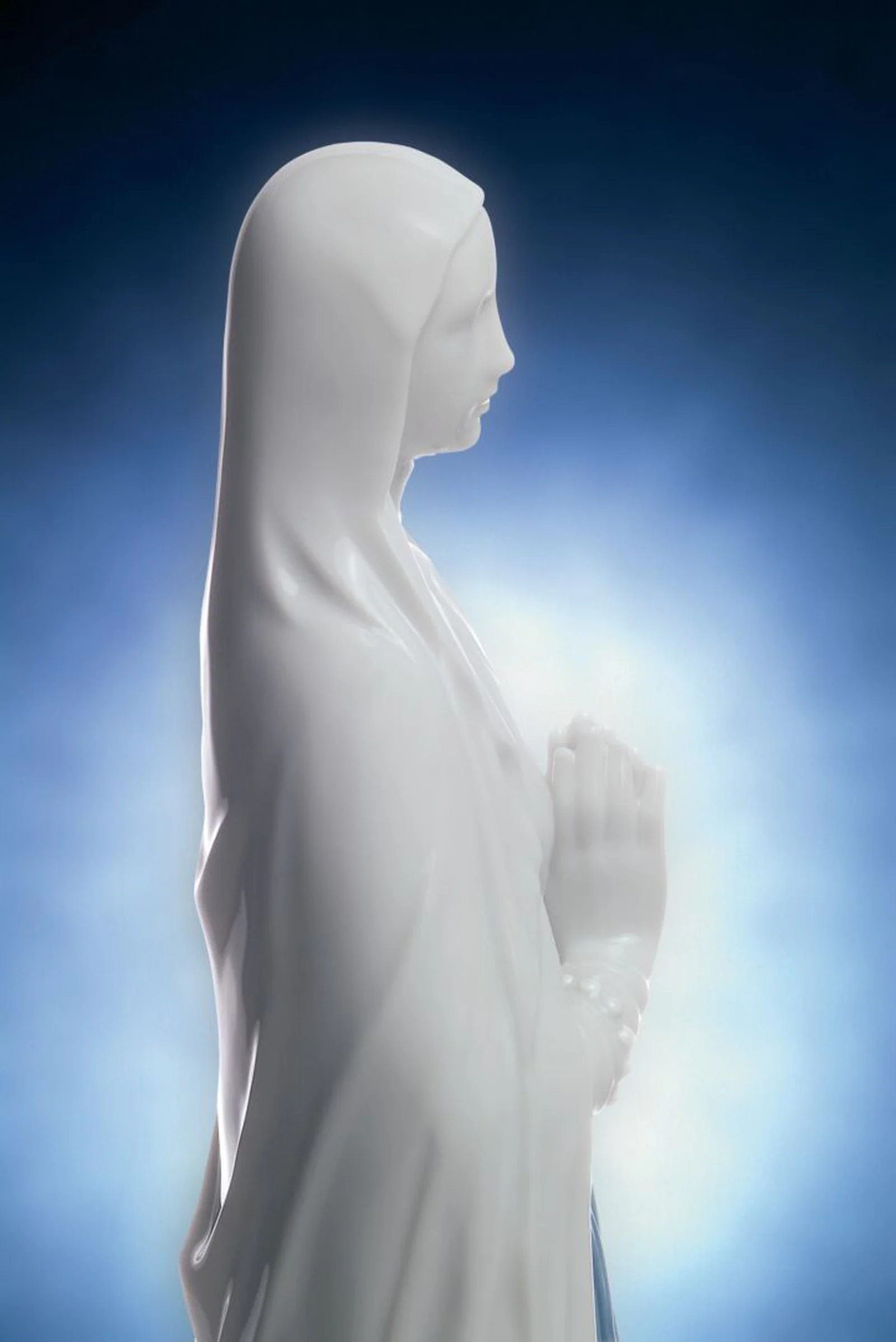 Lladro Our Lady of Lourdes Figurine - Image 3