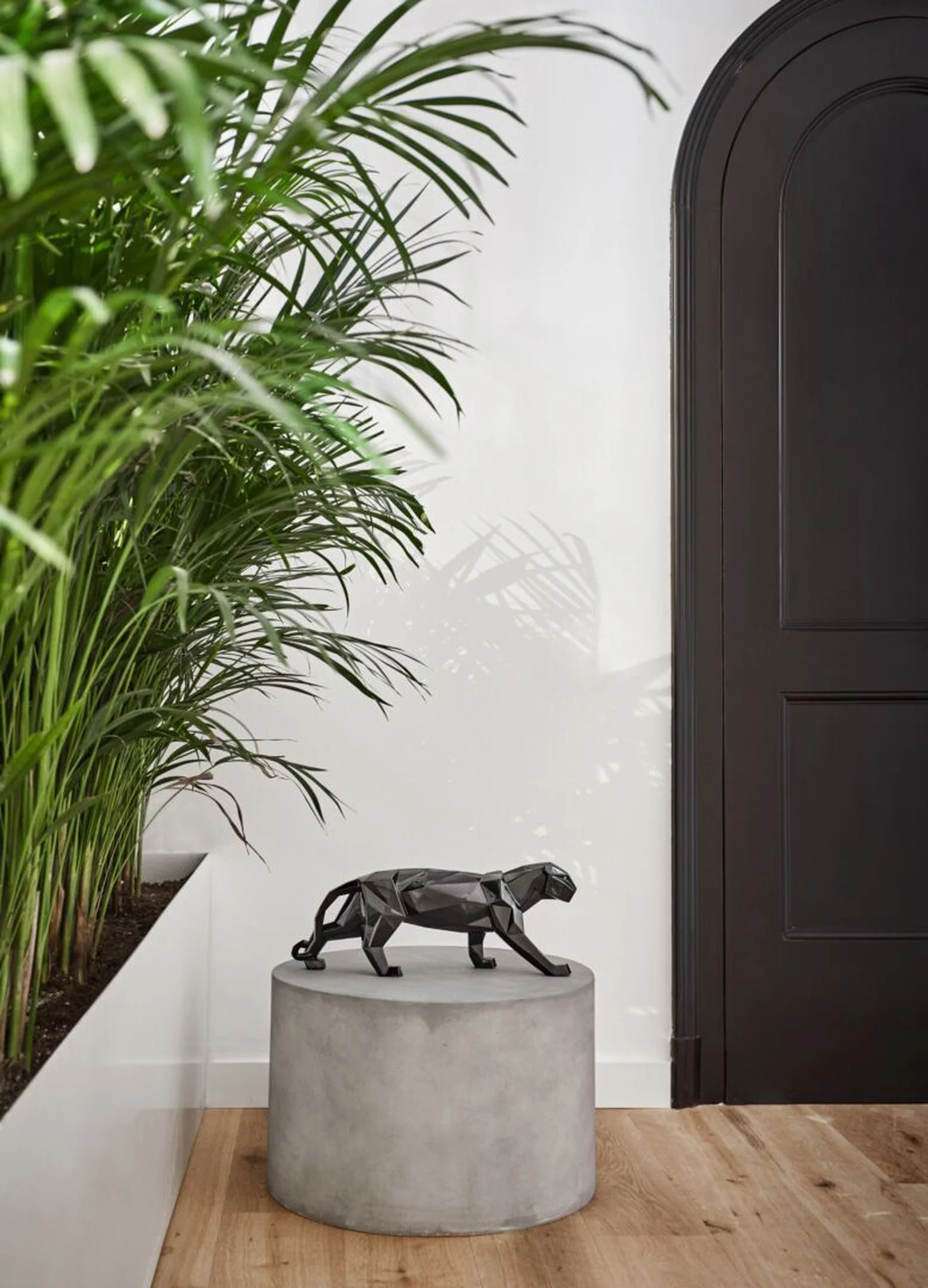 Lladro Panther Figurine - Image 17