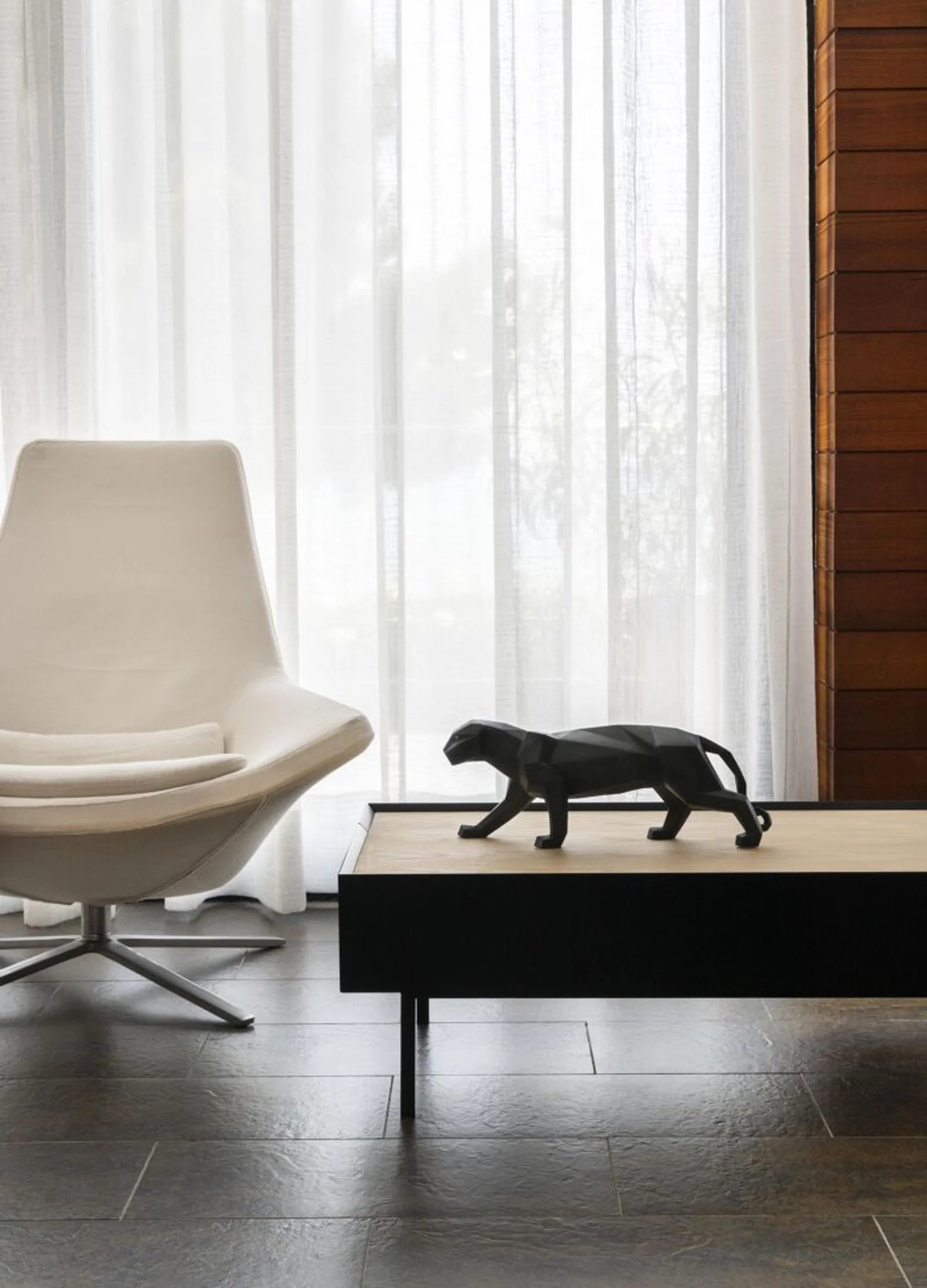 Lladro Panther Figurine - Image 5