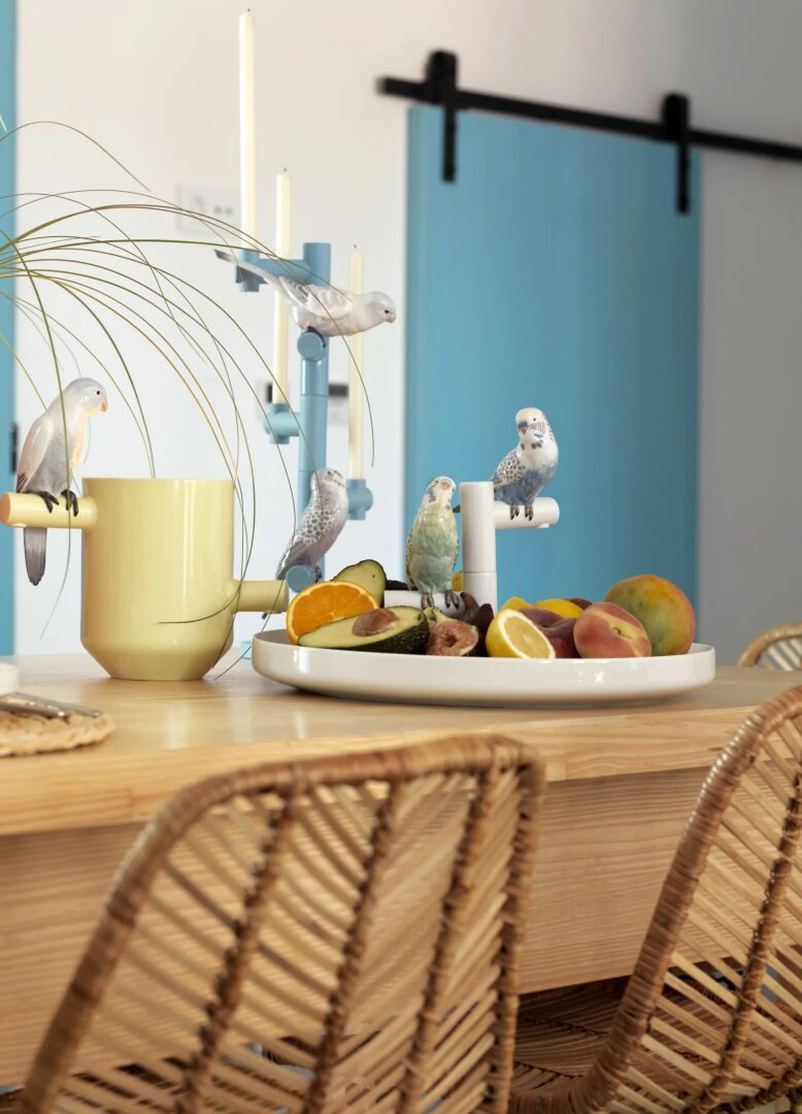 Lladro Parrot Parade Vase - Image 10