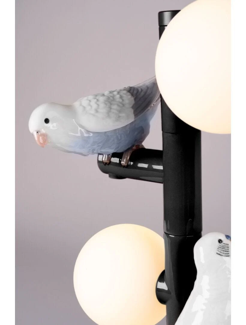 Lladro Parrot Table Lamp - Image 4