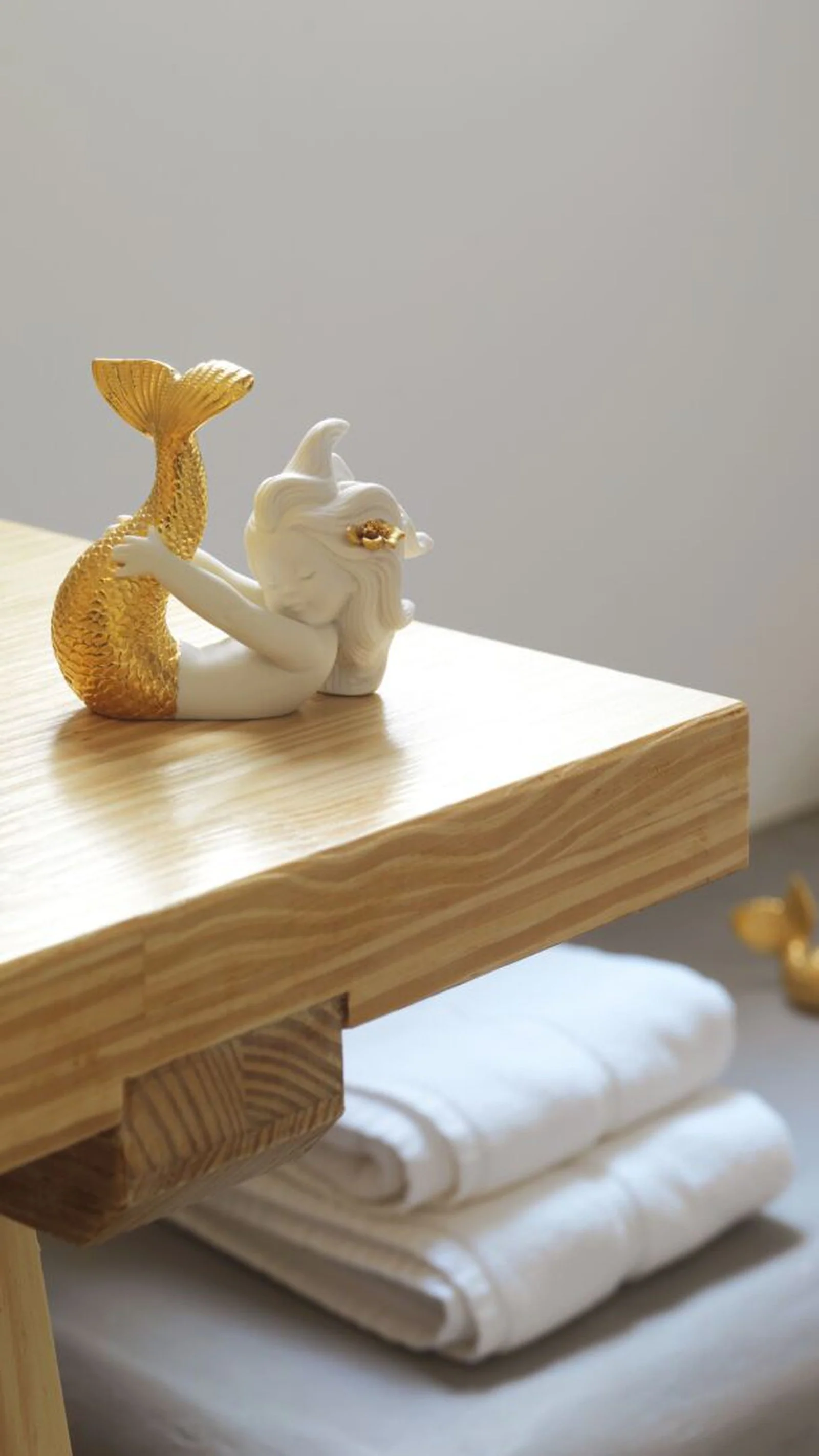 Lladro Playing at Sea Mermaid Figurine - Image 2
