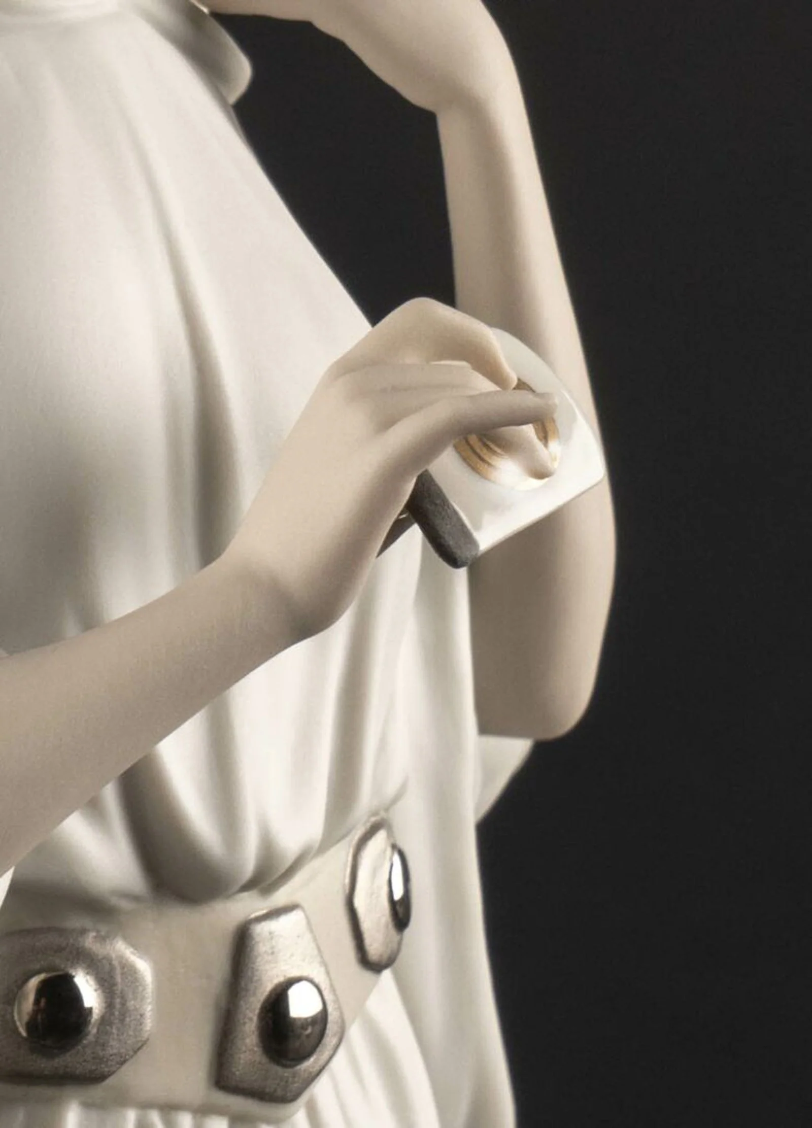 Lladro Princess Leia'S New Hope Figurine - Image 4