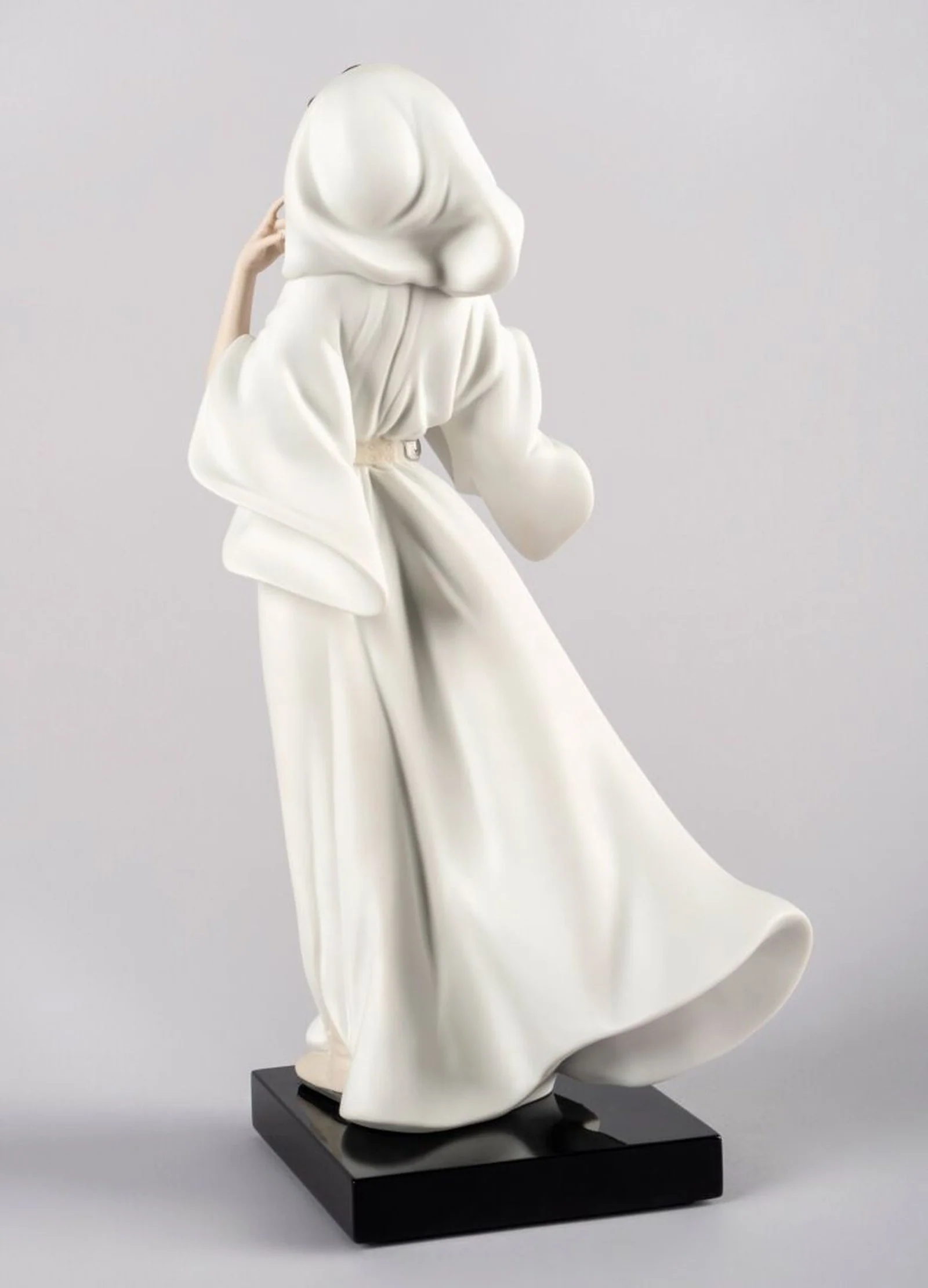 Lladro Princess Leia'S New Hope Figurine - Image 6