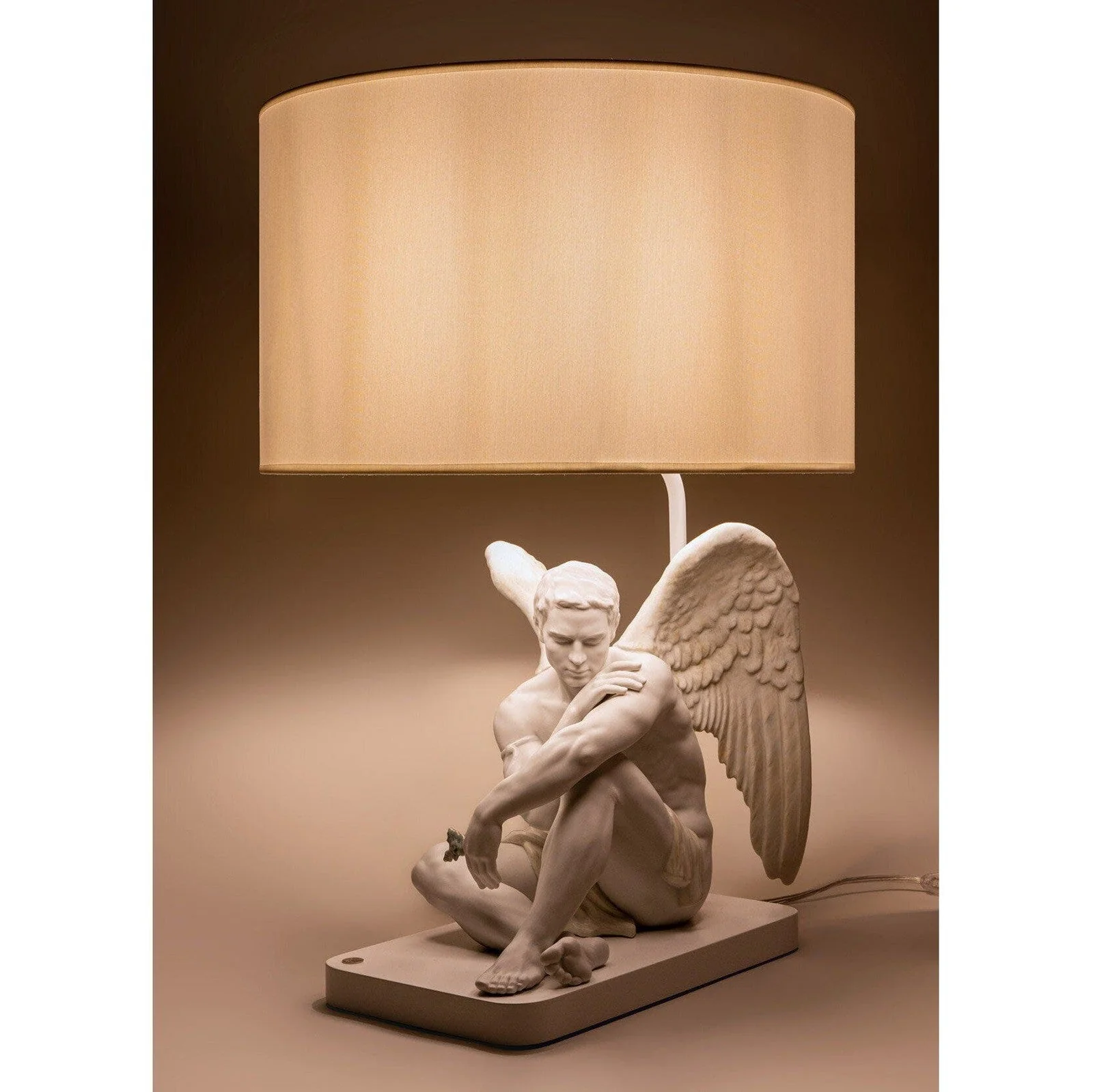 Lladro Protective Angel Table Lamp - Image 3