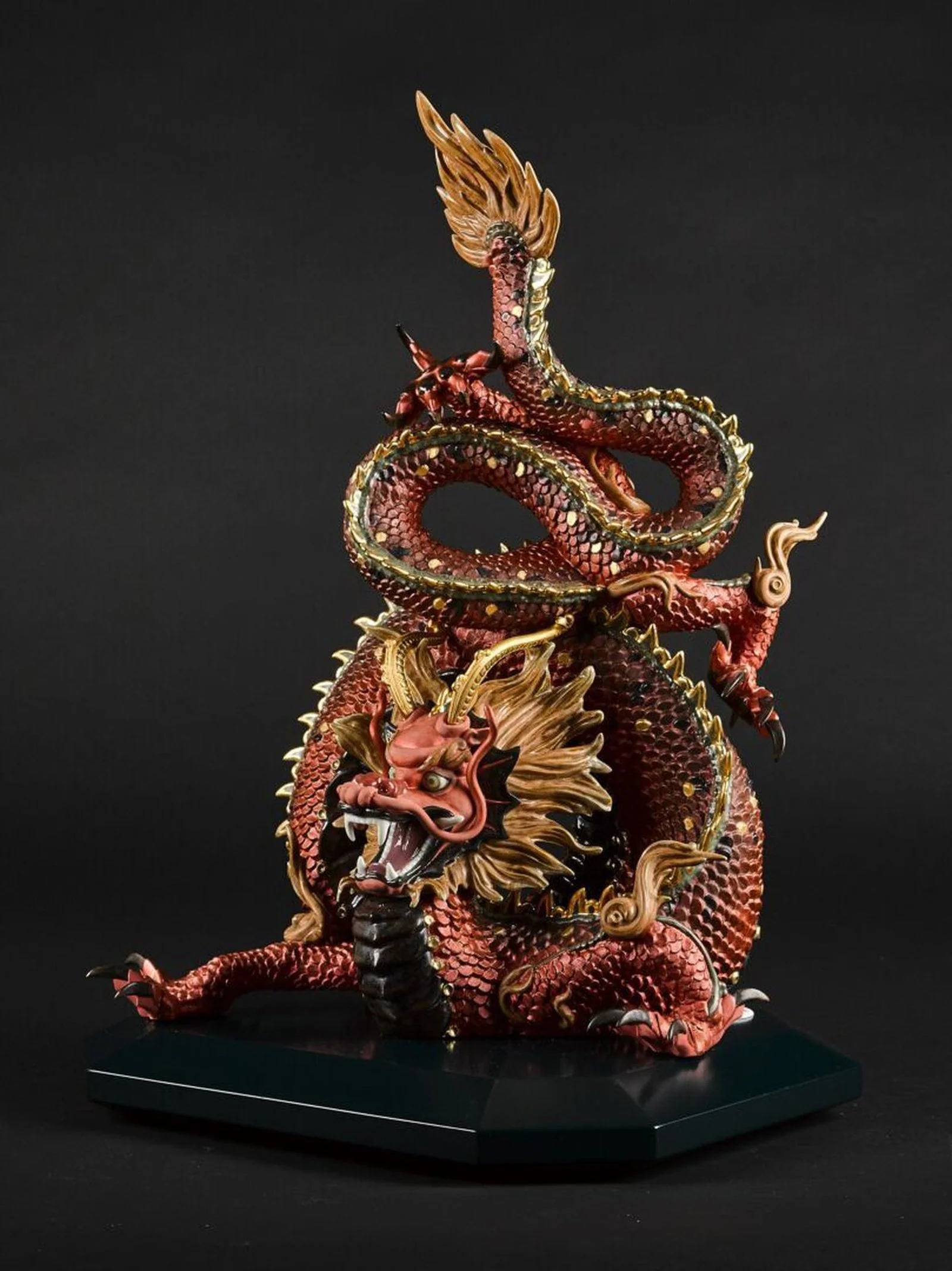 Lladro Protective Dragon Sculpture Golden Luster and Red - Limited Edition - Image 8