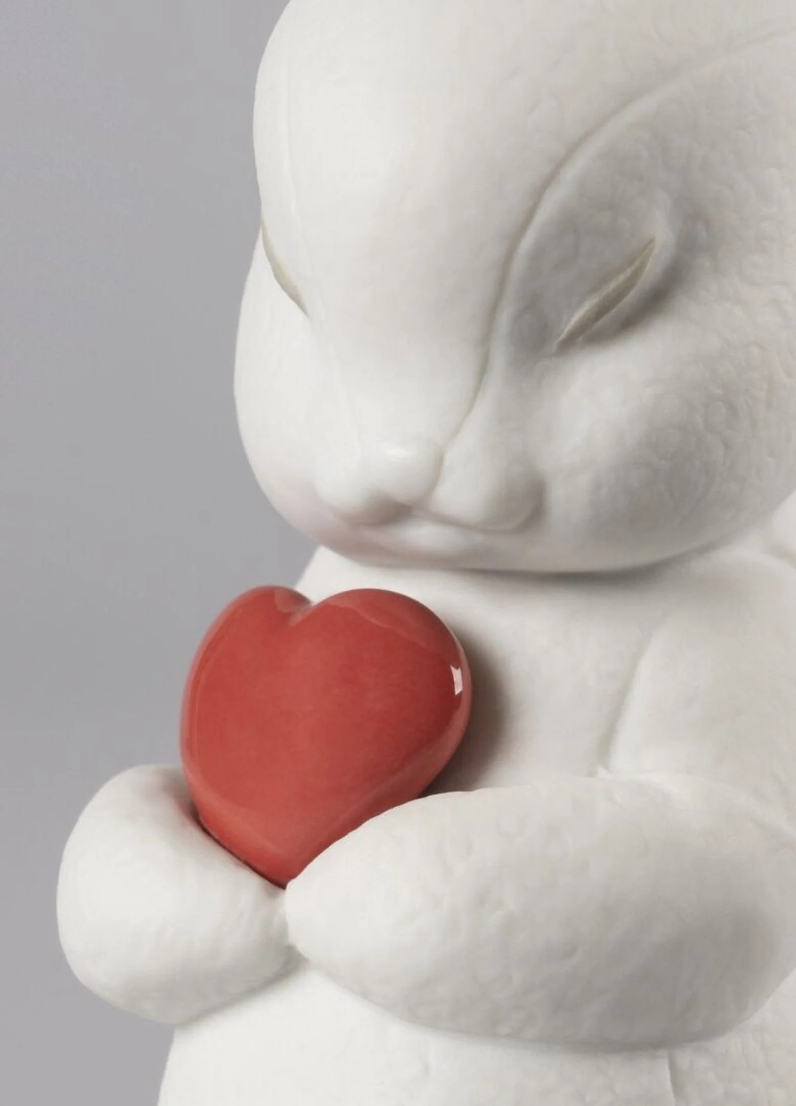 Lladro Puffy-Generous Rabbit Figurine - Image 4