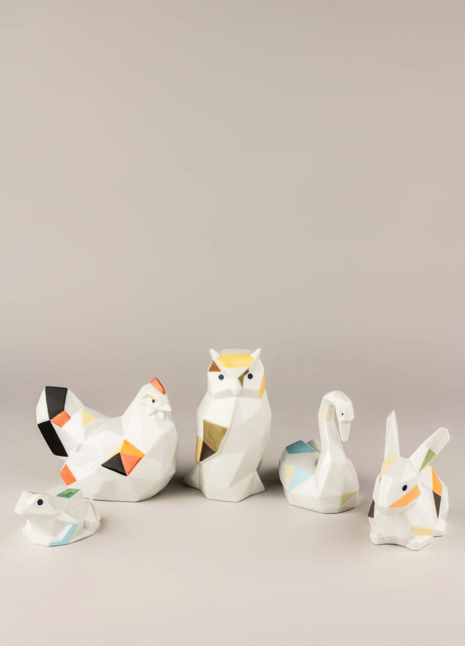 Lladro Rabbit Figurine - Image 2