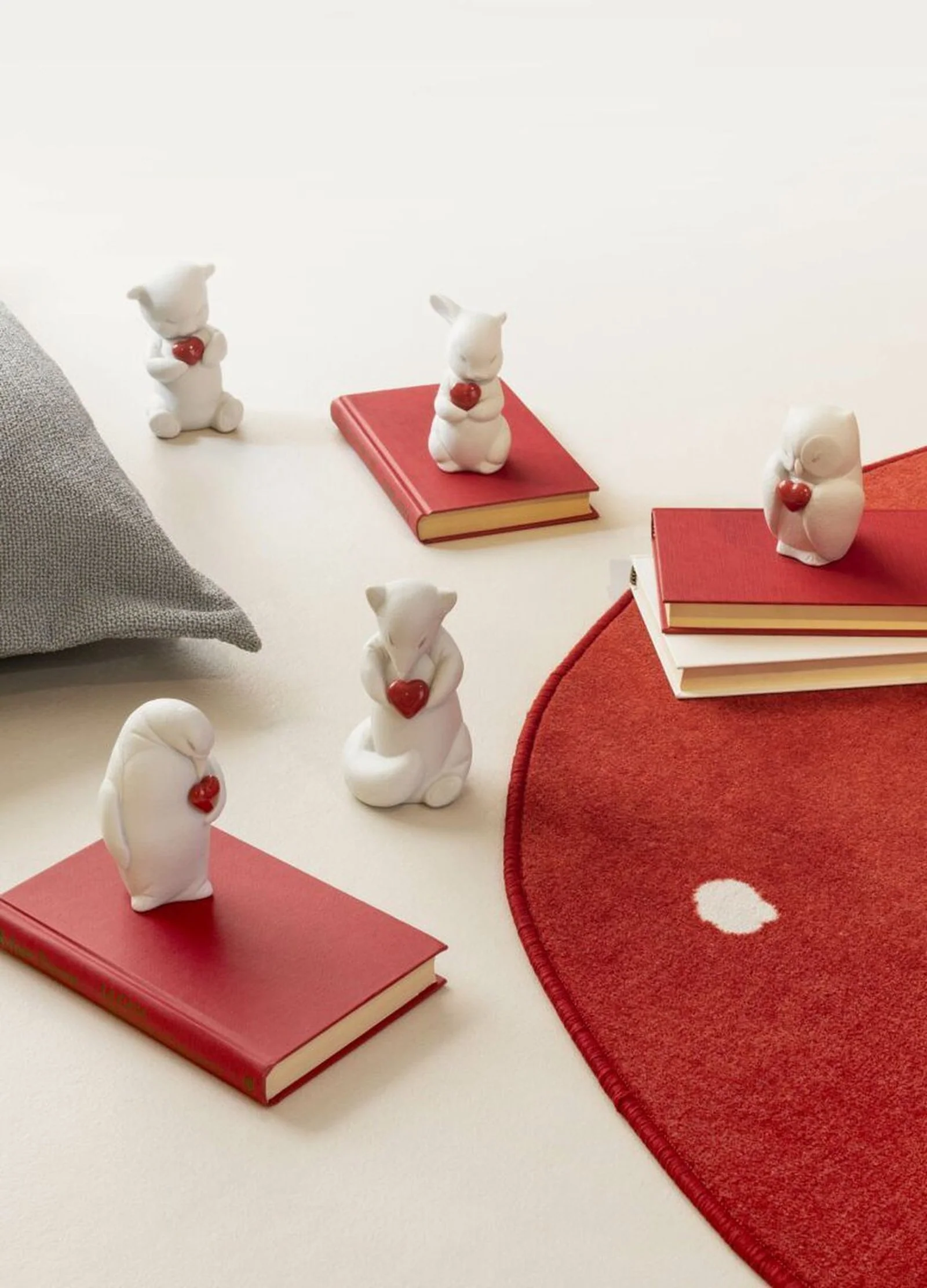 Lladro Roby-Corageous Bear Figurine - Image 2